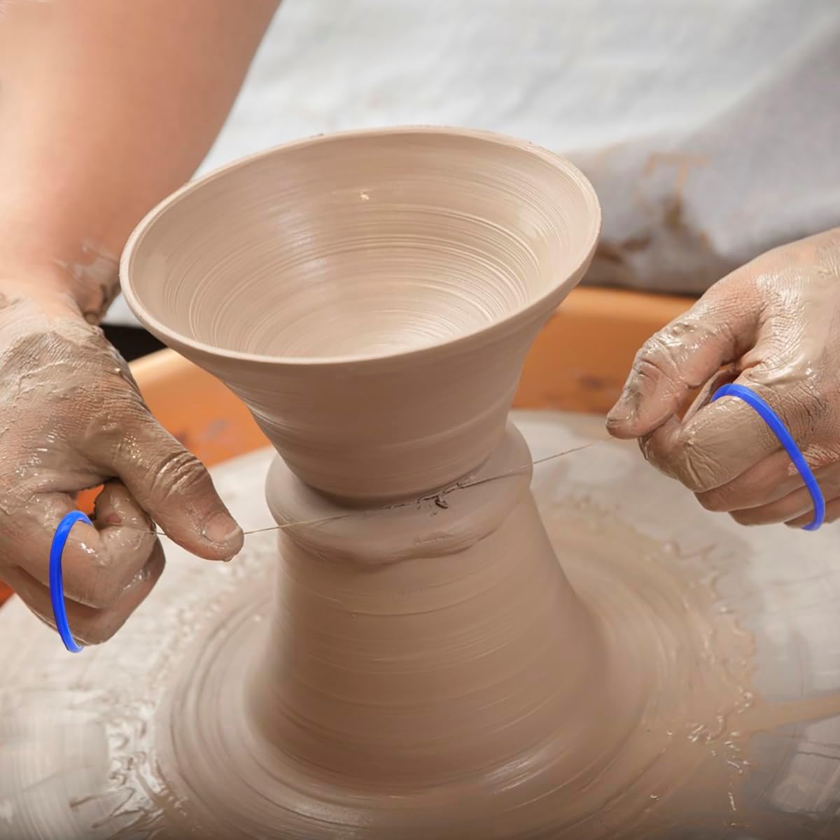 2 Pcs Clay Cutter Wires + 1 Clay Ceramic Needle + 1 Feather Wire Texture Detail Tools, Steel Cutters Wire Kit, Black & Blue Handle Cutting Off Pottery Wires Tools for Sculpting Artists Modeling Crafts