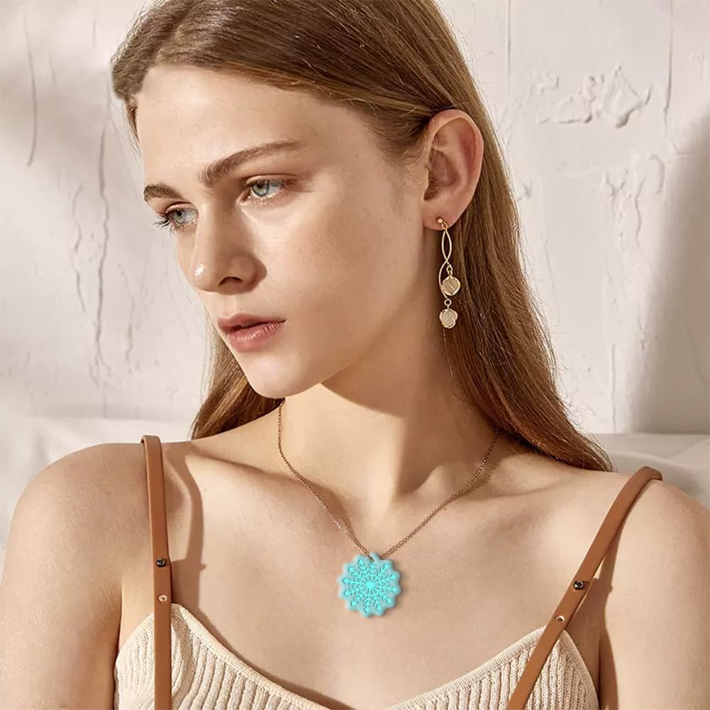 CHGCRAFT Polymer Clay Texture Sheets Winter Snowflakes Silicone Texture Stamp Christmas Clay Texture Mat Modeling Pattern Pad Texture Sheets for Polymer Clay Making Earrings Jewelry 5.5x5.5inch