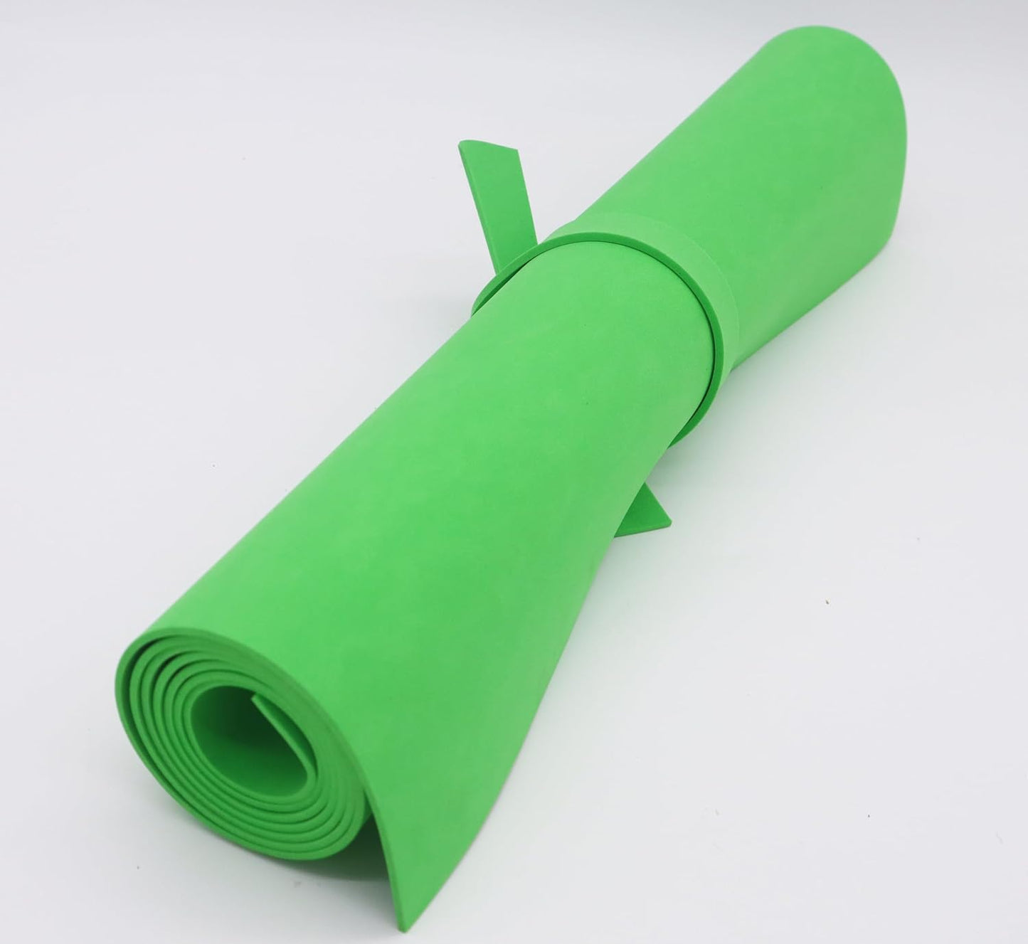 OISAKLD Light Green EVA Foam 2mm-10mm 13.7"×39" Craft Foam Sheet 74 kg/m³ Foam Cosplay for Craft Model Cosplay 2mm