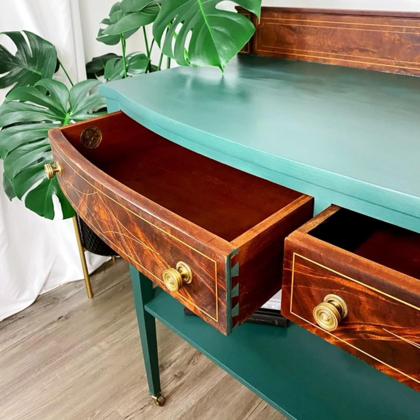 Dixie Belle Paint Company Chalk Finish Furniture Paint - Palmetto (8oz) - Matte Rich Green Chic Chalk Mineral DIY Furniture Paint