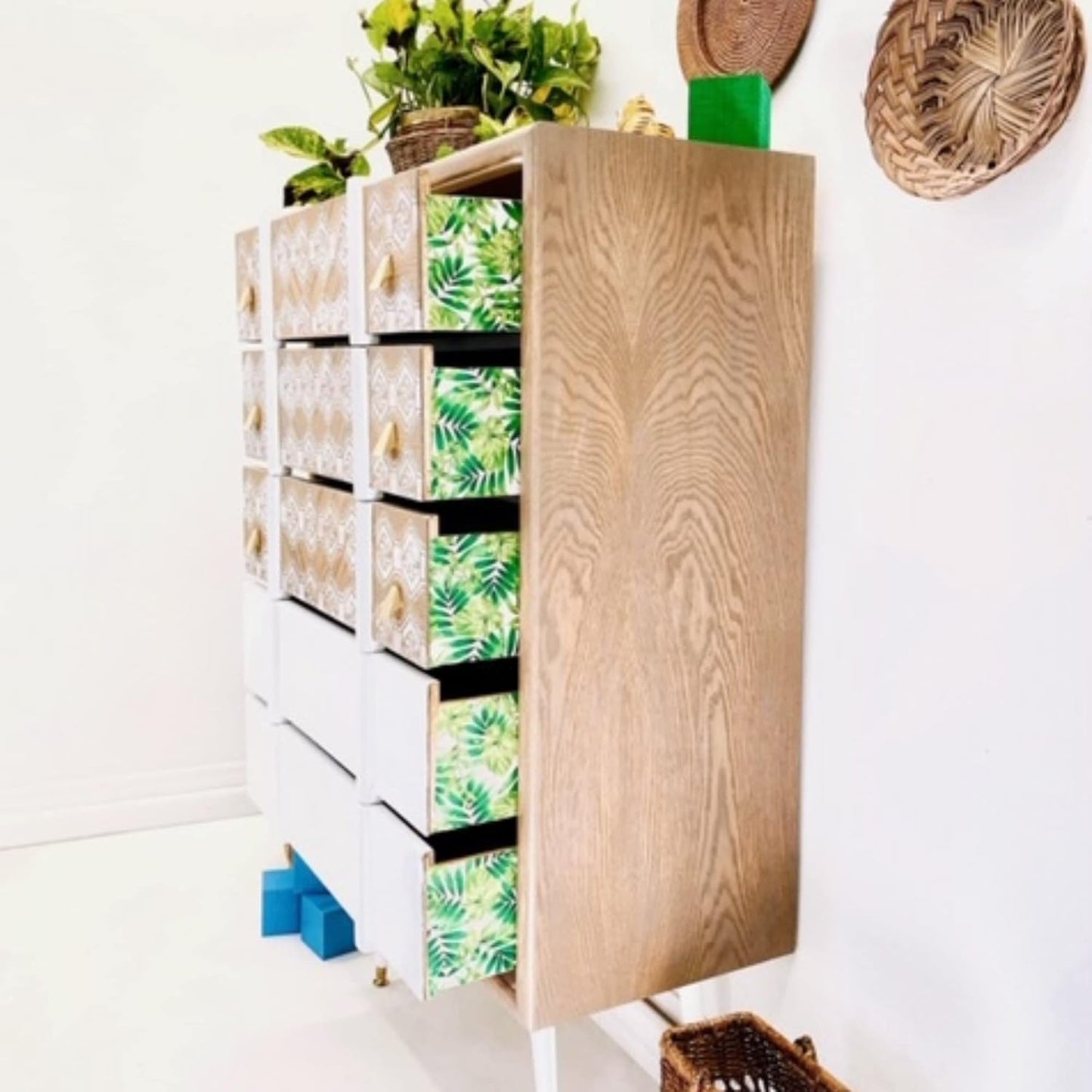 Dixie Belle Paint Company Chalk Finish Furniture Paint - Cotton (8oz) - Matte Pure White Chic Chalk Mineral DIY Furniture Paint