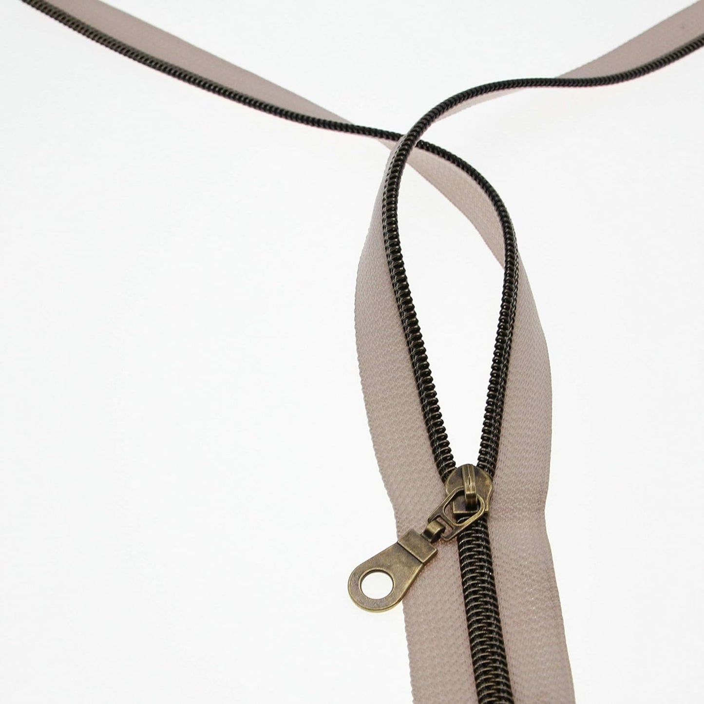 Leekayer #5 Antique Brass Teeth Metallic Nylon Coil Zippers by The Yard Bulk 10 Yards Beige Tape with 25pcs Brass Sliders for DIY Sewing Tailor Craft Bag(Beige)