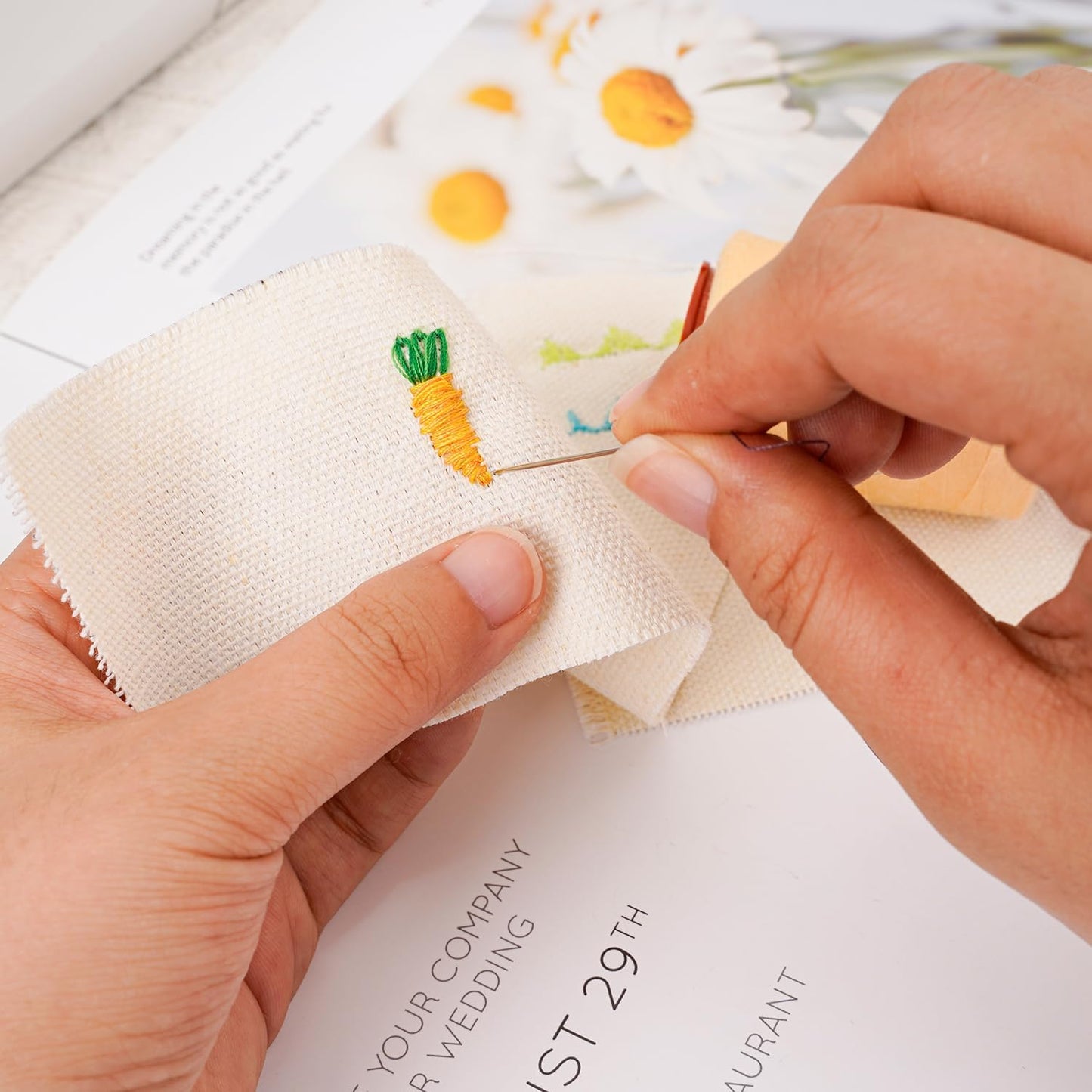 12PCS Sewing Thread Kit 30wt Spools,12 Colors,Assorted Colors Each 800 Yards of Polyester Threads for Sewing Hand and Machine,Stitching, Quilting, Serger (ZH-12PCSYMZBZQ)