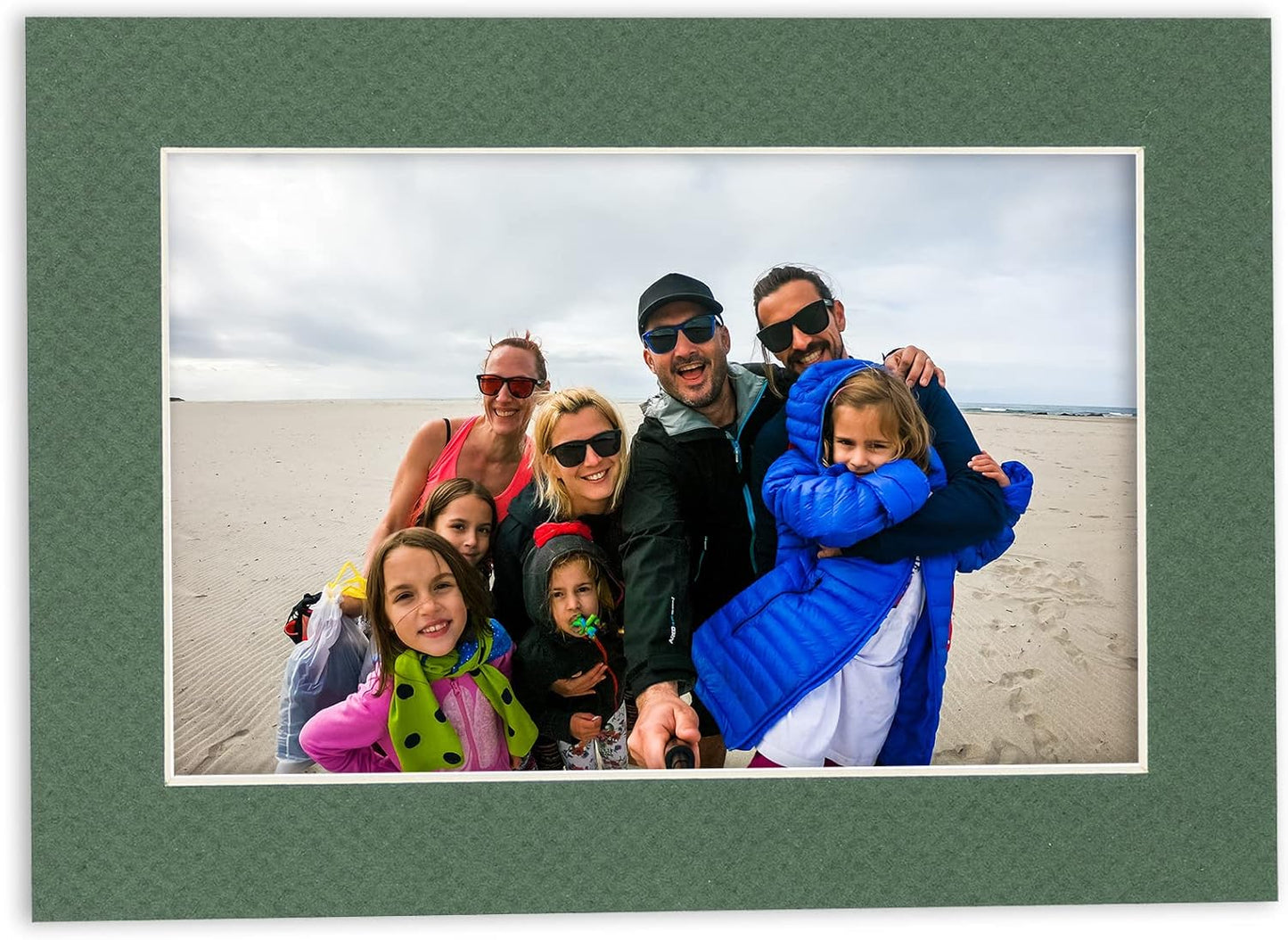 6x8 Mat for 8x10 Frame - Precut Mat Board Acid-Free Show Kit with Backing Board, and Clear Bags Hunter Green 6x8 Photo Matte Made to Fit a 8x10 Picture Frame Matboard for Framing, Pack of 100 Mats