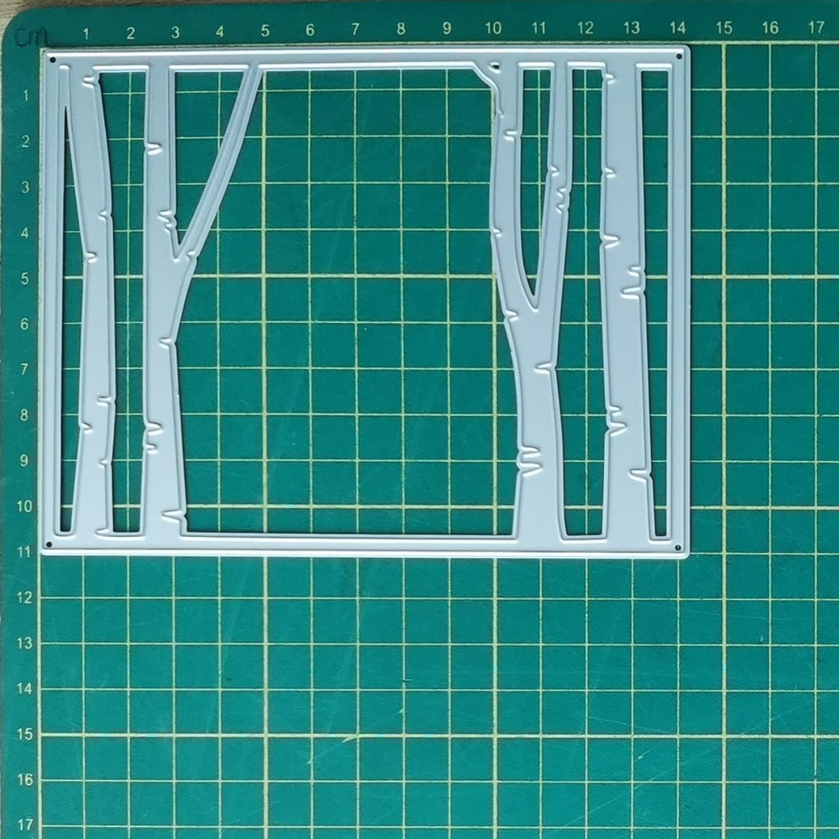 Cutting Dies Metal Stencils Scrapbooking Tools Flowers Lace Frame DIY Embossing Template for Paper Card Making Album Arts Crafts Supplies (Tree Frame A-11.1x14.3cm)