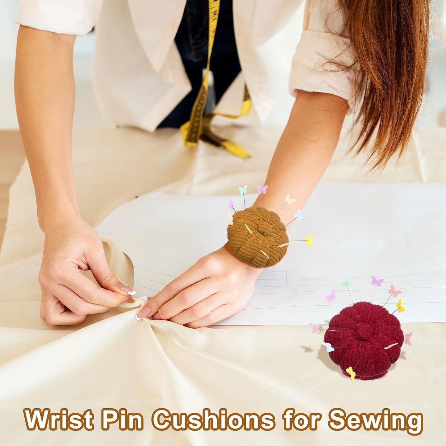 HARFINGTON Wrist Pin Cushions, Sewing Needle Pin Cushion Adjustable Strap with Elastic Strap Finger Ring Pincushions Fit All Wrist Sizes for Sewing Quilting Needlework DIY Crafts, Red/Blue