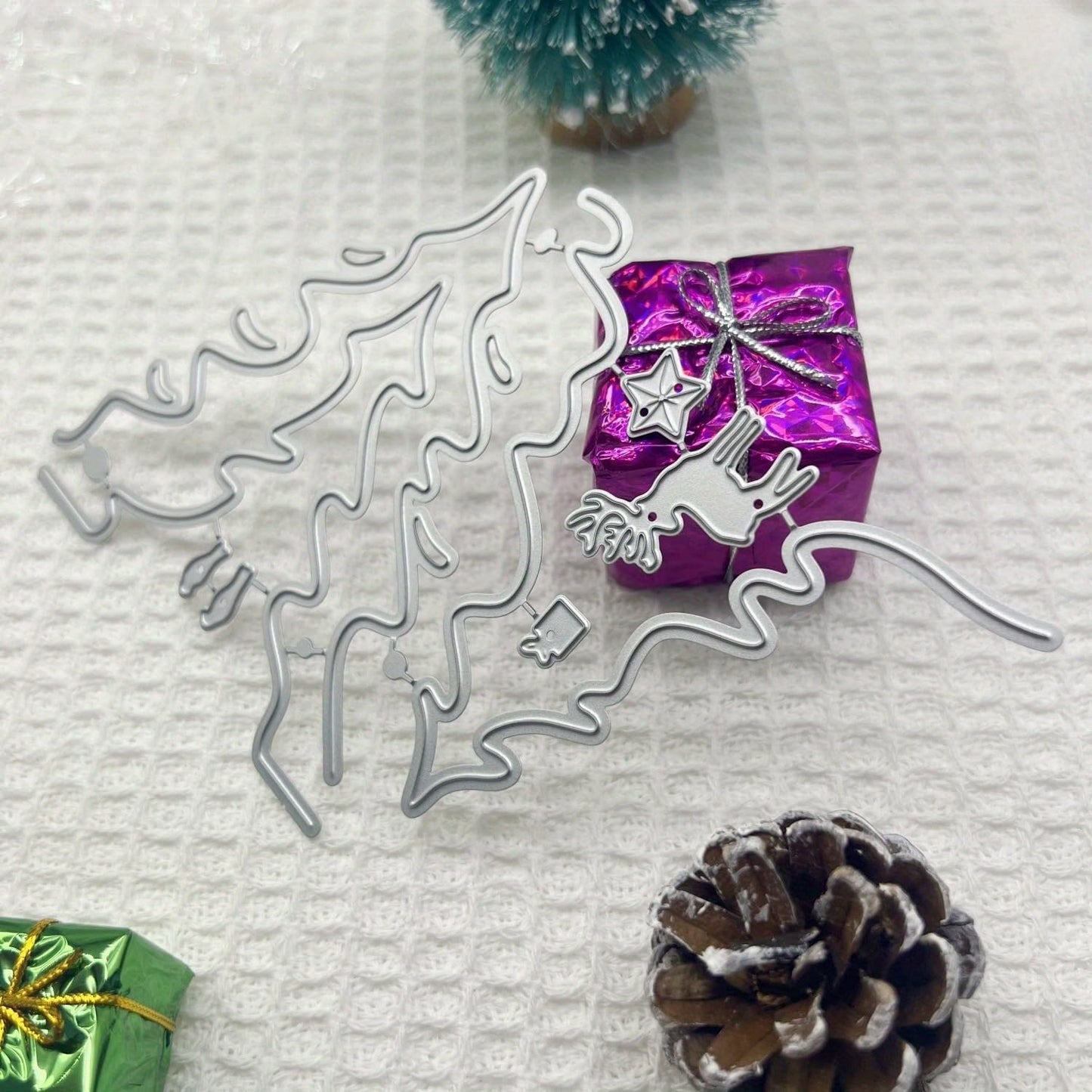 Festivals Metal Cutting Die for Scrapbooking, Christmas Cut Stencils for DIY Scrapbook Photo Album Decorative Paper Card, Card Making Supplies, Embossing (Tree & Fawn 6.1 x 4.2 in)