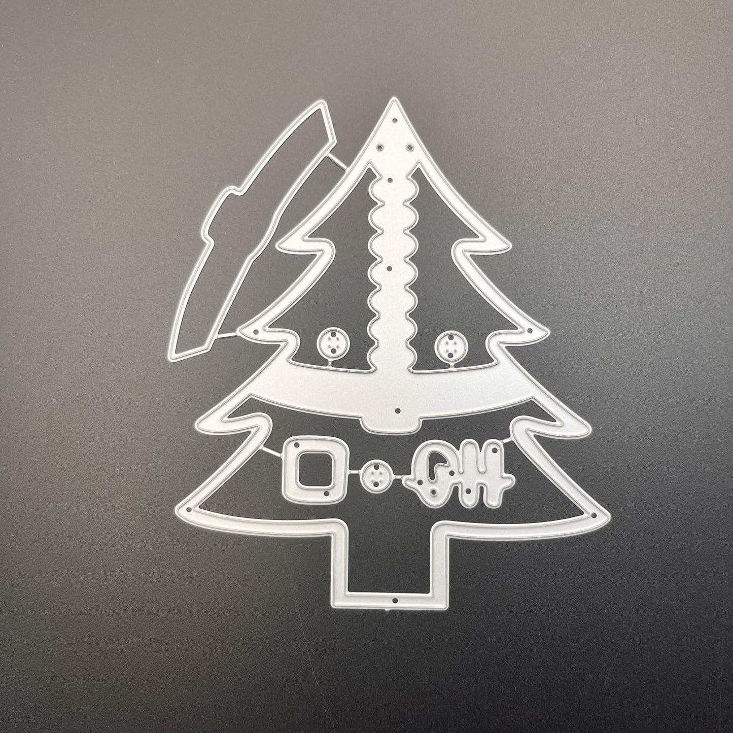 Festivals Metal Cutting Die for Scrapbooking, Christmas Cut Stencils for DIY Scrapbook Photo Album Decorative Paper Card, Card Making Supplies, Embossing (Christmas Tree 5.1 x 4.4 in)