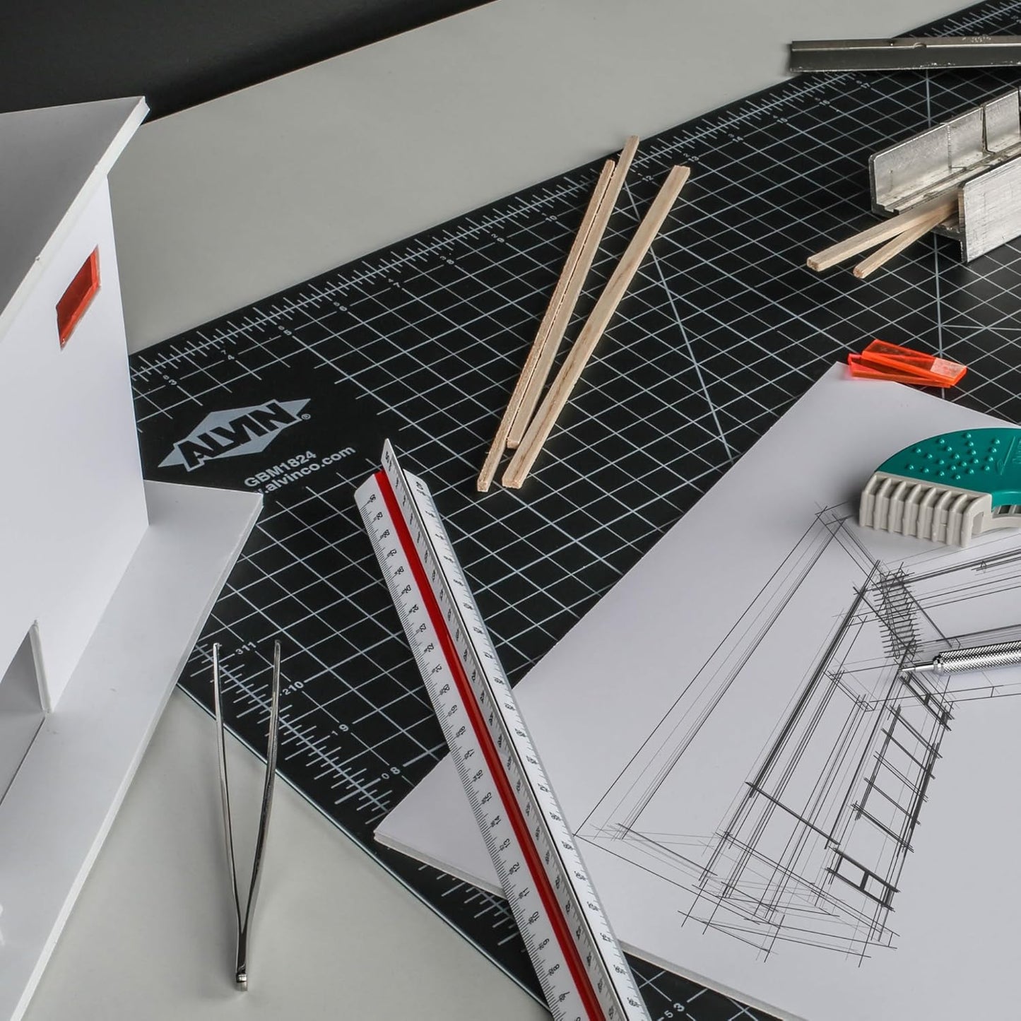 ALVIN GBM Self-Healing Cutting Mat 18 x 24 inch | Double-Sided Green/Black | 5-Layer Gridded Surface for Arts, Crafts and Sewing - Model GBM1824