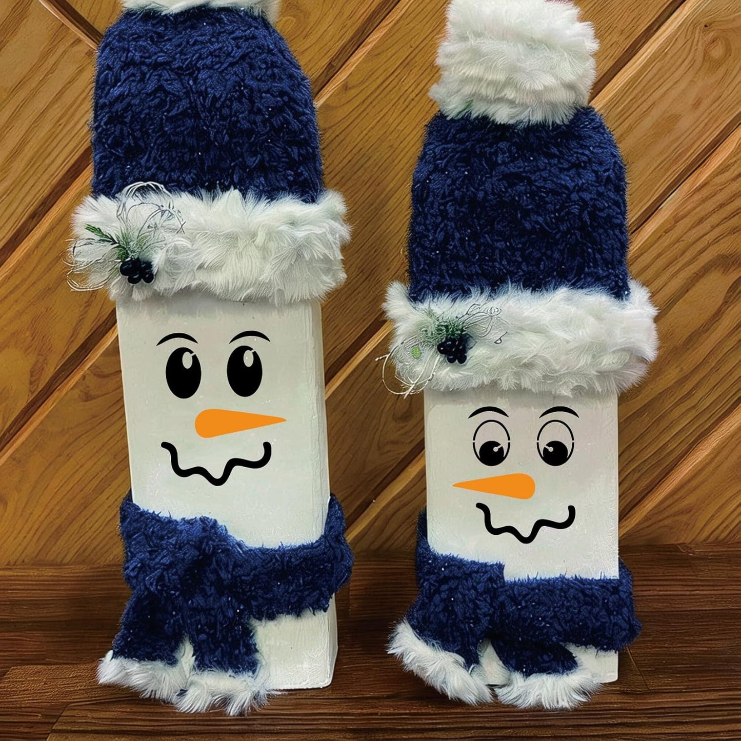 25pcs Christmas Snow Man Face Stencils for Crafts Reusable Drawing Stencil Small Ornament Stencils for Painting on Wood Christmas Balls Wall Home Decorations(25 Snowface 3in)