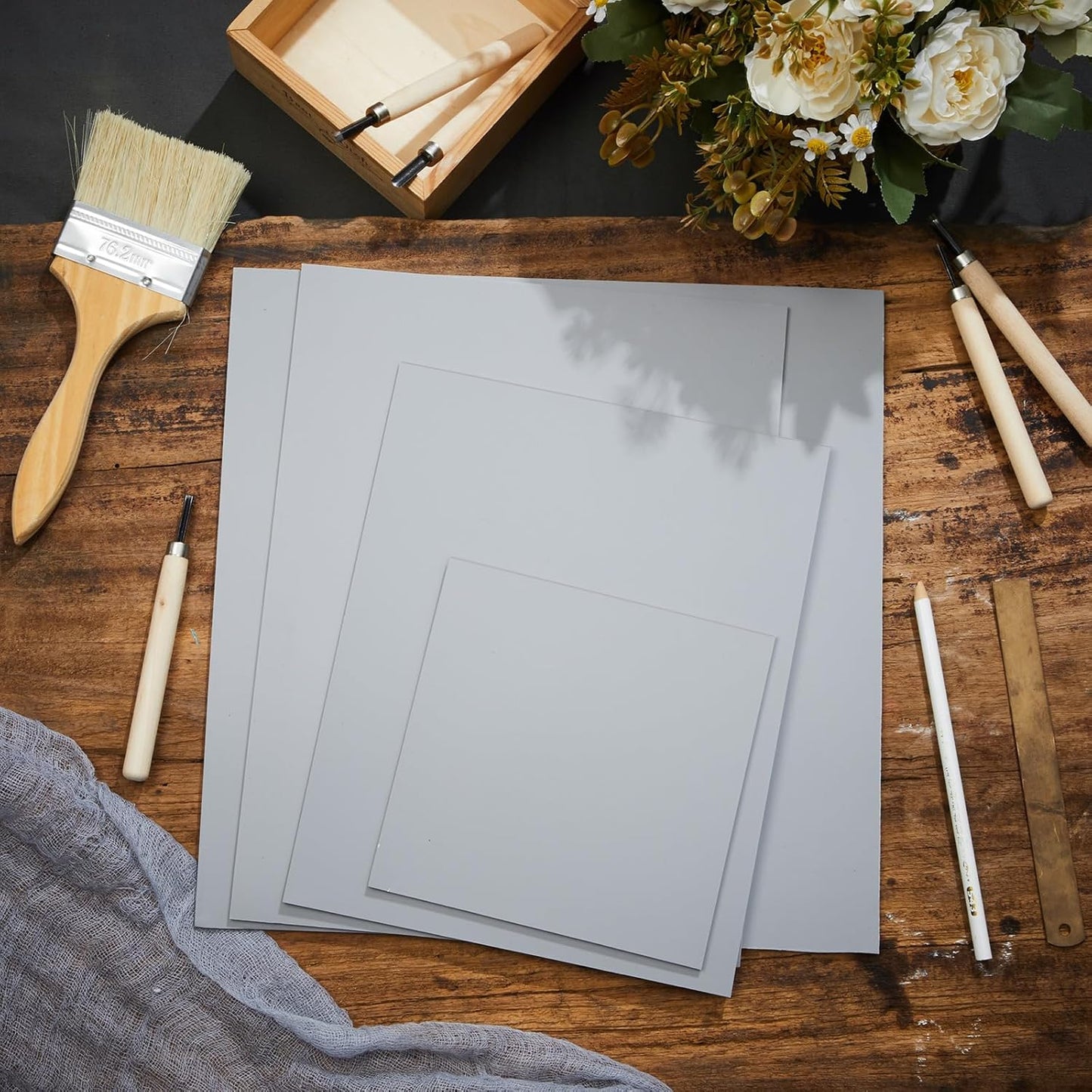 Yeaqee 8 Pcs Mixed Sizes Linoleum Block Rubber Carving Block Soft Linocut Blocks Large Linoleum Sheet Unmounted Lino Plates for Engraving Art Project Printmaking Artist Studio Supplies, Gray