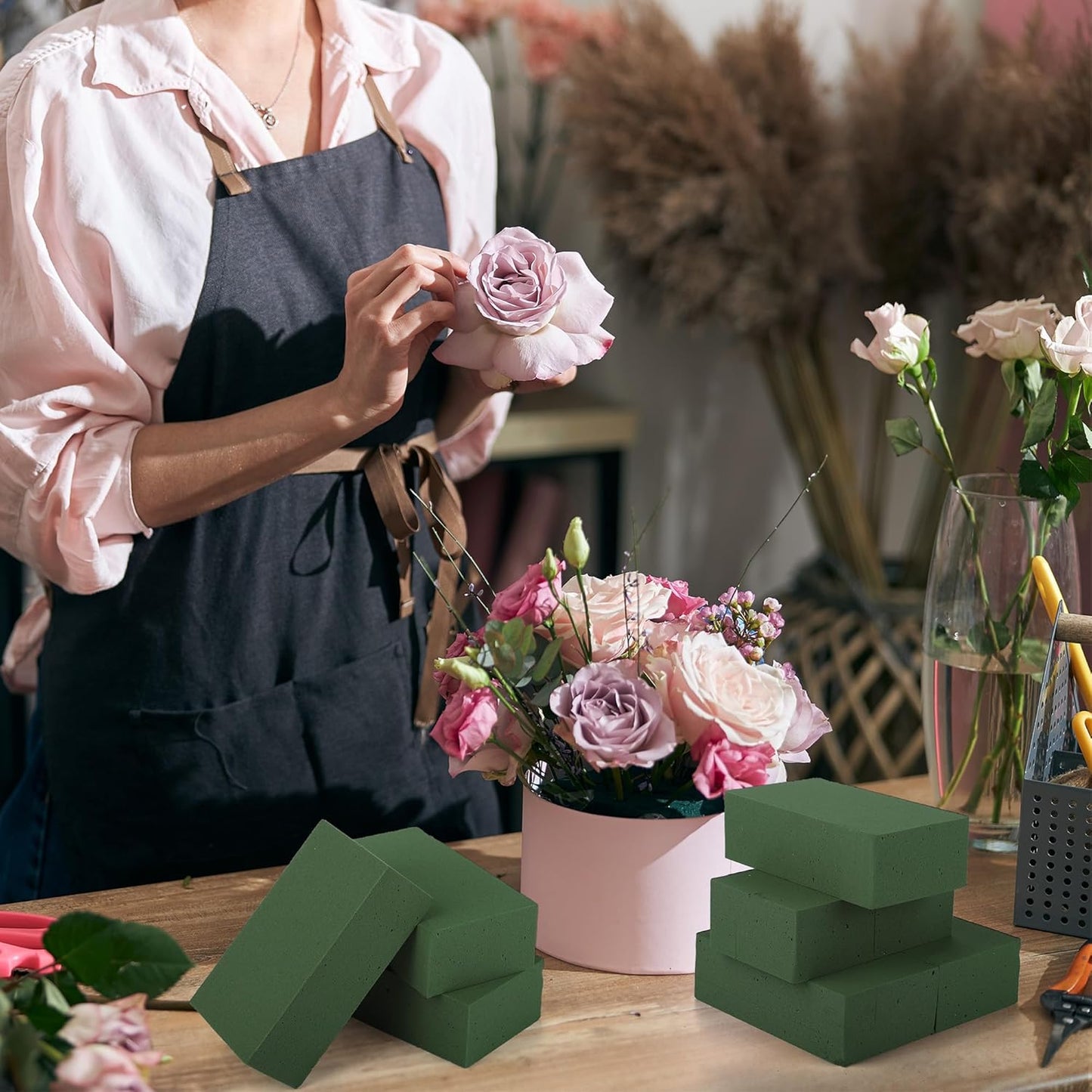 36 Packs Floral Foam Blocks Wet & Dry Floral Foam Bricks 5.5x3.1x1.8 Inch Flower Arranging Kit for Fresh and Artificial Flowers Florist Foam Blocks for Wedding Home Decor