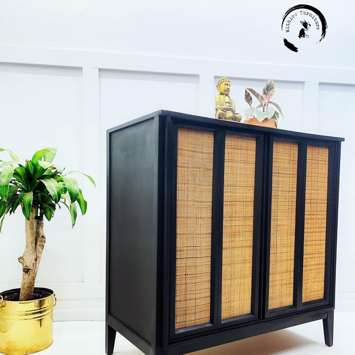 Dixie Belle Paint Company Chalk Finish Furniture Paint - Midnight Sky (4oz) - Matte Blue Black Chic Chalk Mineral DIY Furniture Paint