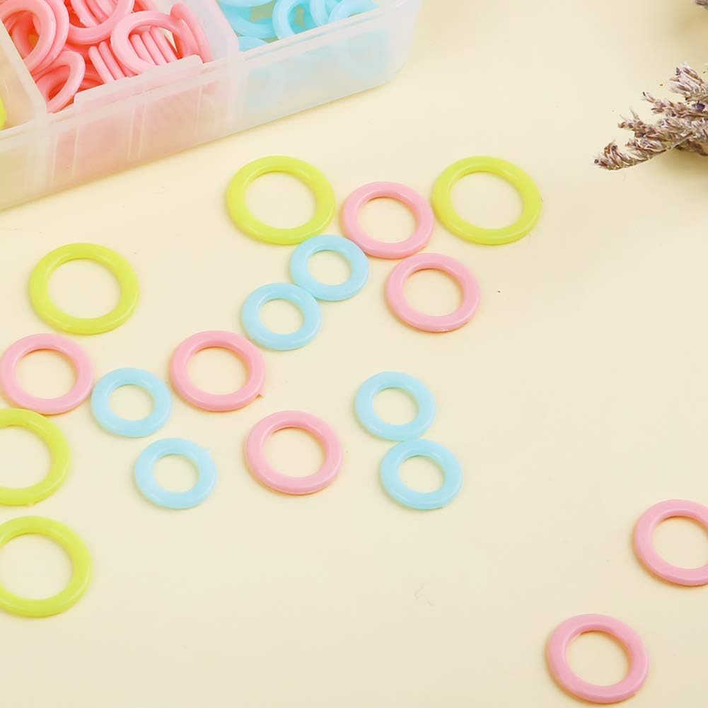 LUNARM 220 Pcs Knitting Stitch Marker, Random Colors O-Rings with Storage Box, Plastic Markers Rings(S/M/L) Crochet Locking Stitch for Knitting/Crochet