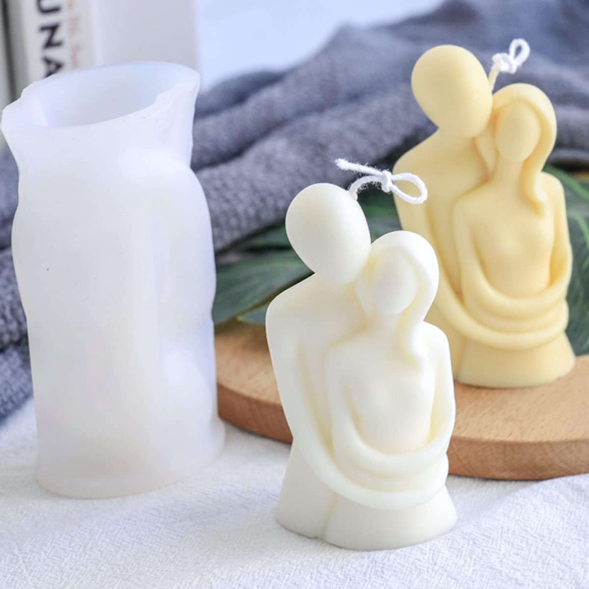 Love Couple Silicone Resin Mold - Boy and Girl Couple DIY Aromatherapy Decoration