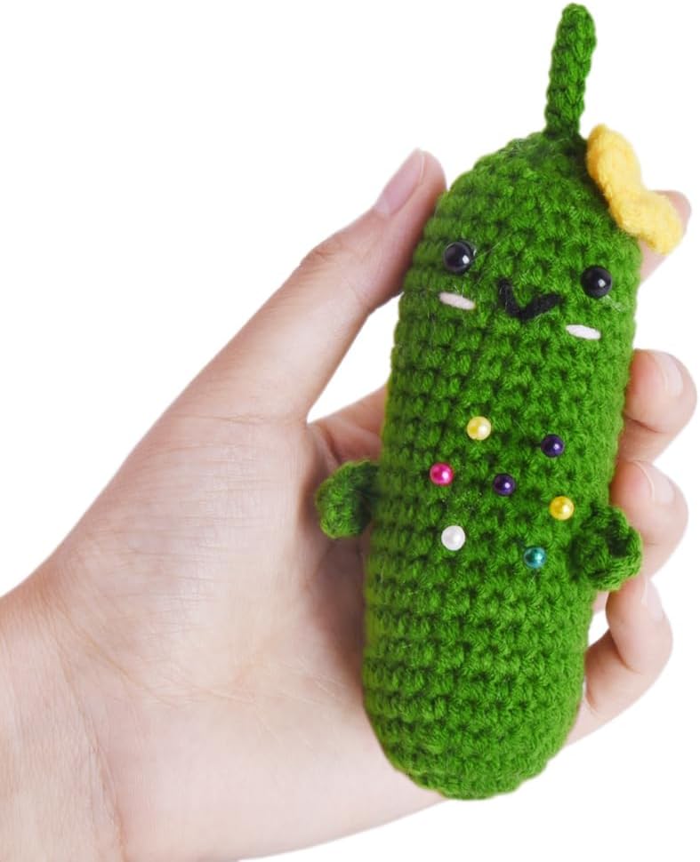 Cucumber Pin Cushion, Handmade Knitted Pincushions, Cute Pin Cushions Needle Holders for Sewing Quilting Accessory, DIY Crafts or Patchwork Decor.01