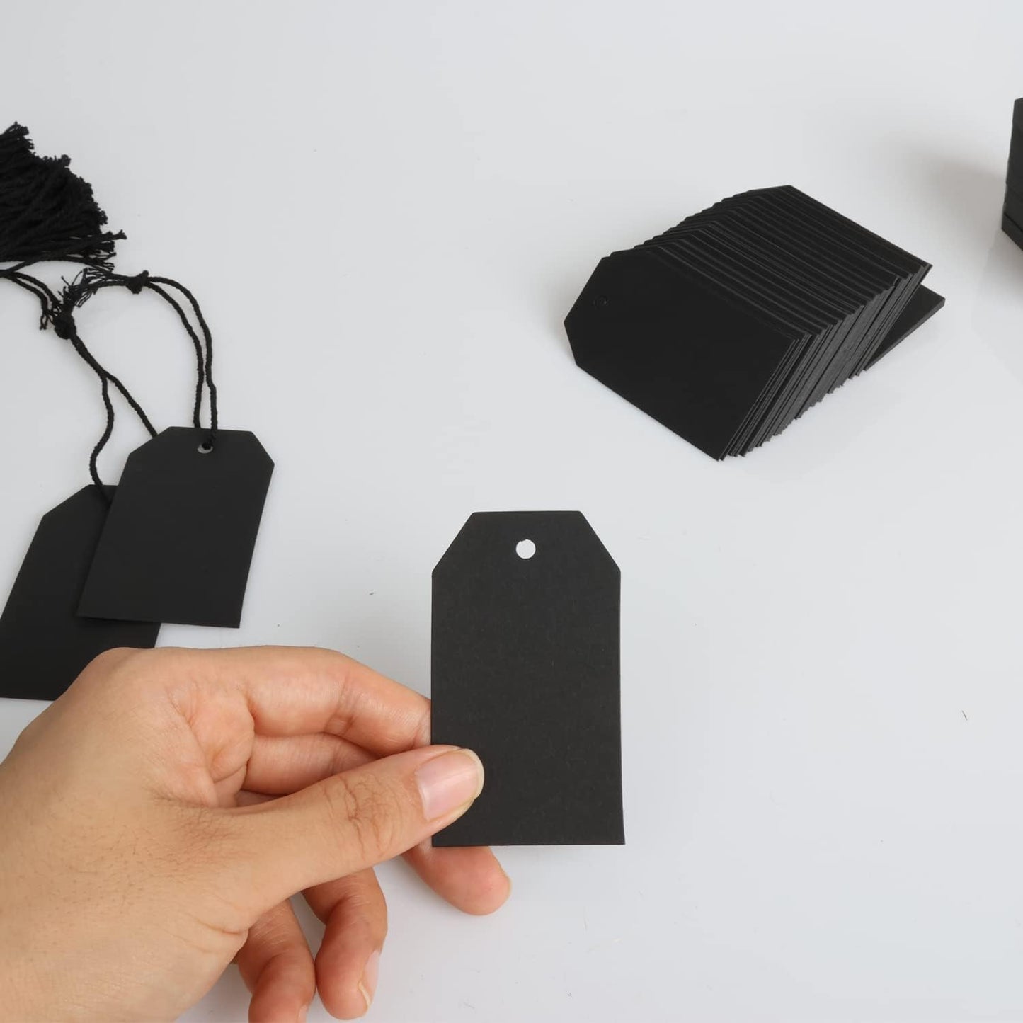 200PCS Paper Gift Tags with Free 200PCS Black Cotton Strings,Blank hangtags for DIY Wedding Holiday Present(Black)