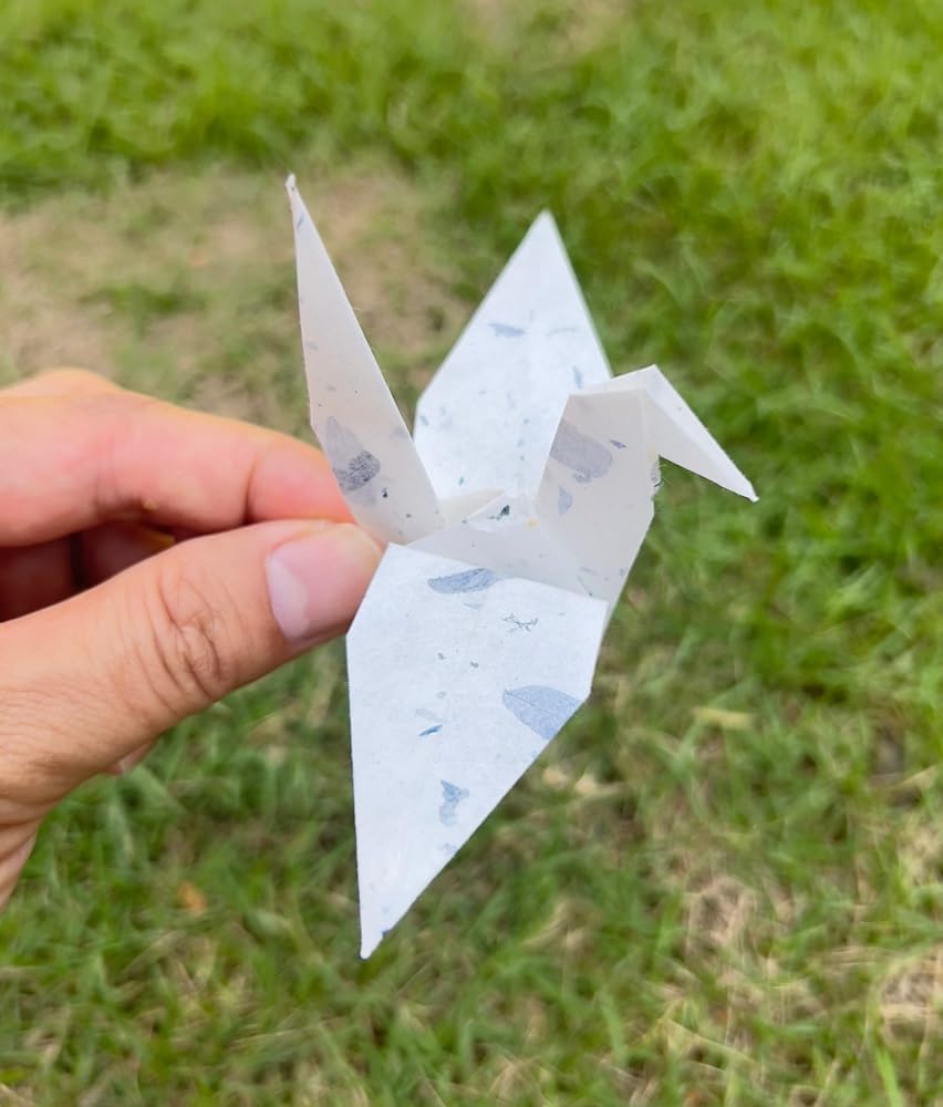 50 Sheets A4 Thin Natural Leaves Rice Straw Mulberry Paper Sheets Art Tissue Washi Paper Design Craft Art Origami Suppliers Card Making Writing (Natural leaves,Onion,etc,, A4)