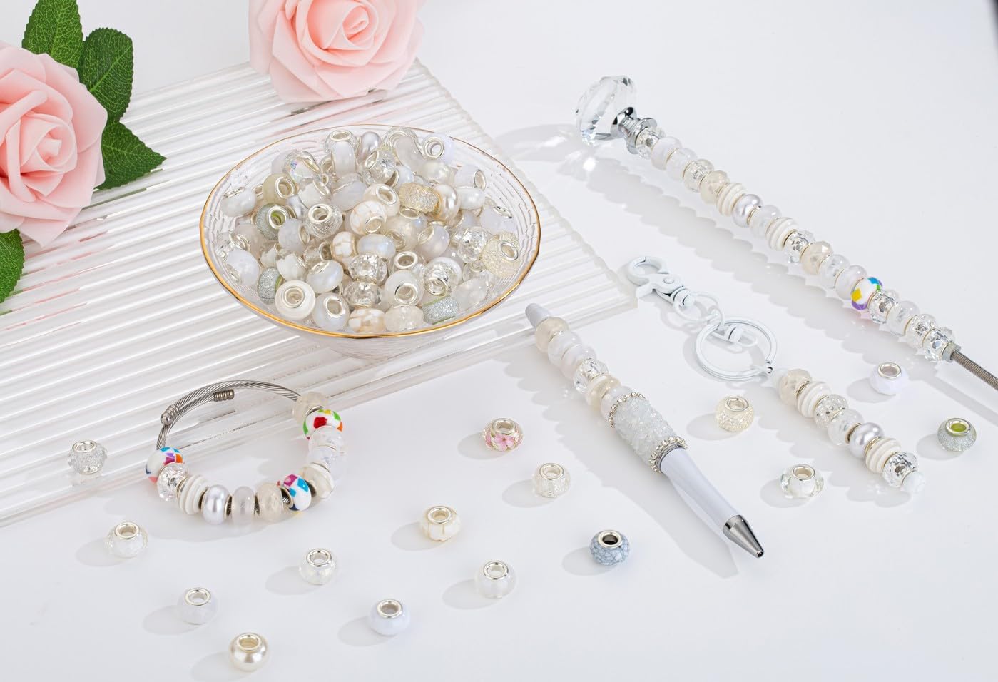 LAIDANLA White Mix Large Hole Beads, 100pcs 15mm Round European-Style Resin, Plastic, Acrylic Craft Beads for Jewelry Making, Bracelet, Necklace, Decoration