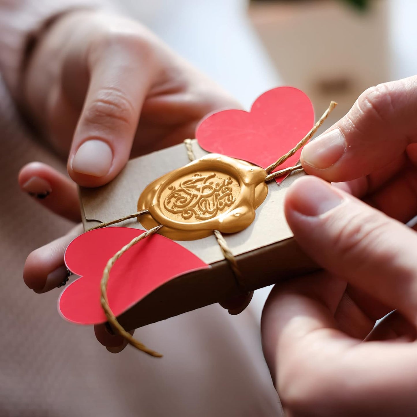 500 Pcs Octagon Sealing Wax Beads Gold Wax Seal Beads with 4 Pcs Tea Candles and 1 Pcs Wax Melting Spoon for Crafts Letter Wine Greeting Cards Sealing