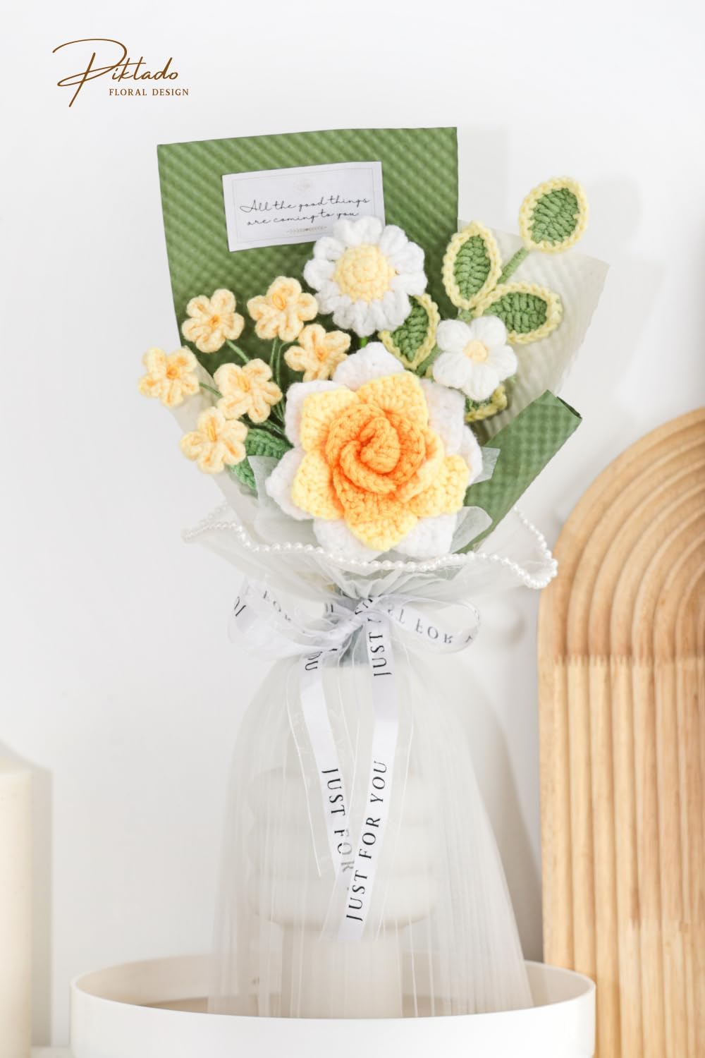 Hand-Woven Flower Bouquet Finished（1pcs） for Valentine's Day Girlfriend Birthday Gift Wedding Decoration Crochet Artificial Flower, Bouquet Gift (Yellow)