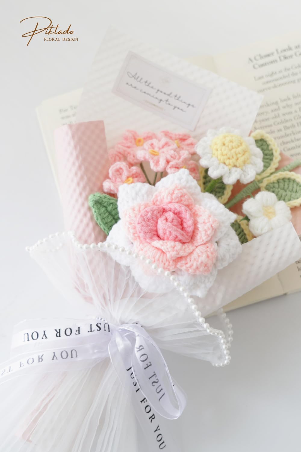 Handmade Crochet Rose Daisy as a Gift for Lover, Family,Friends. Crochet Bouquet, Crocheted Yarn Flowers, Artificial Flower Finished Bouquet