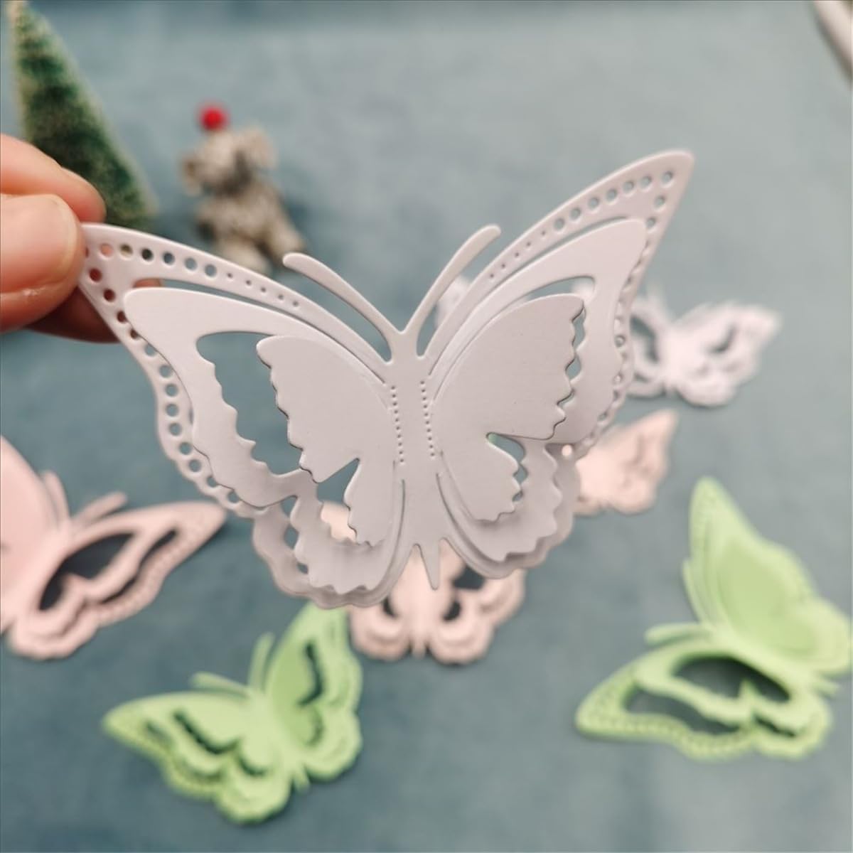 Cutting Dies Metal Stencils Scrapbooking Tools DIY Embossing Template for Paper Card Making Album Arts Crafts Supplies (3D butterfly-9x12.6cm)