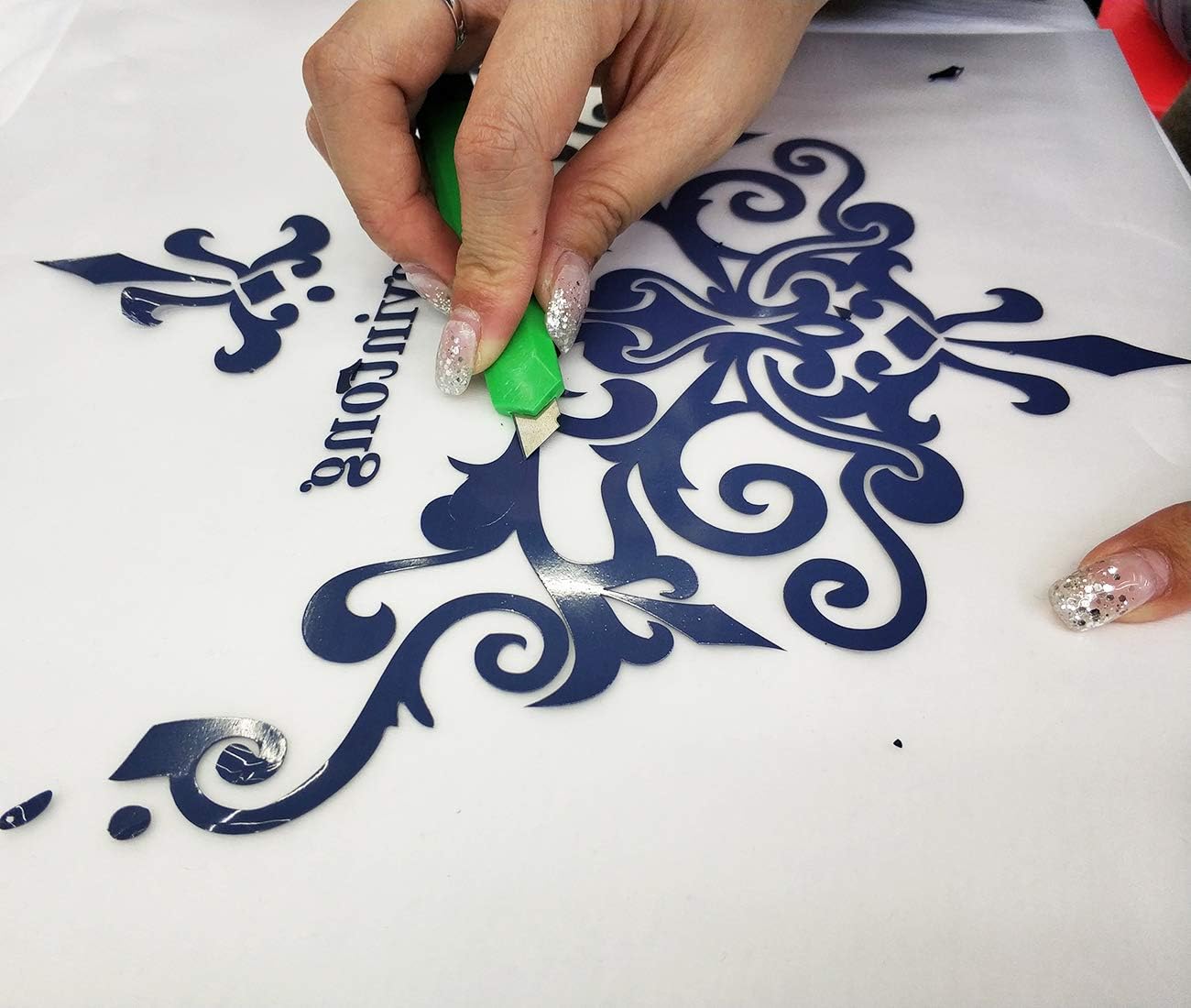 Guangyintong Heat Transfer Vinyl - 12" x 10ft Iron On Vinyl for T-Shirts, Matte Surface HTV for All Cutter Machines Easy to Cut & Weed for DIY Designs