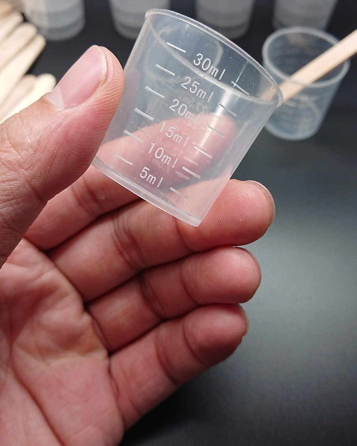 300 Pack 1oz/30ml Plastic Graduated Cups Transparent Scale Cups with 300 Pack Wooden Stirring Sticks for Mixing Paint, Stain, Epoxy, Resin