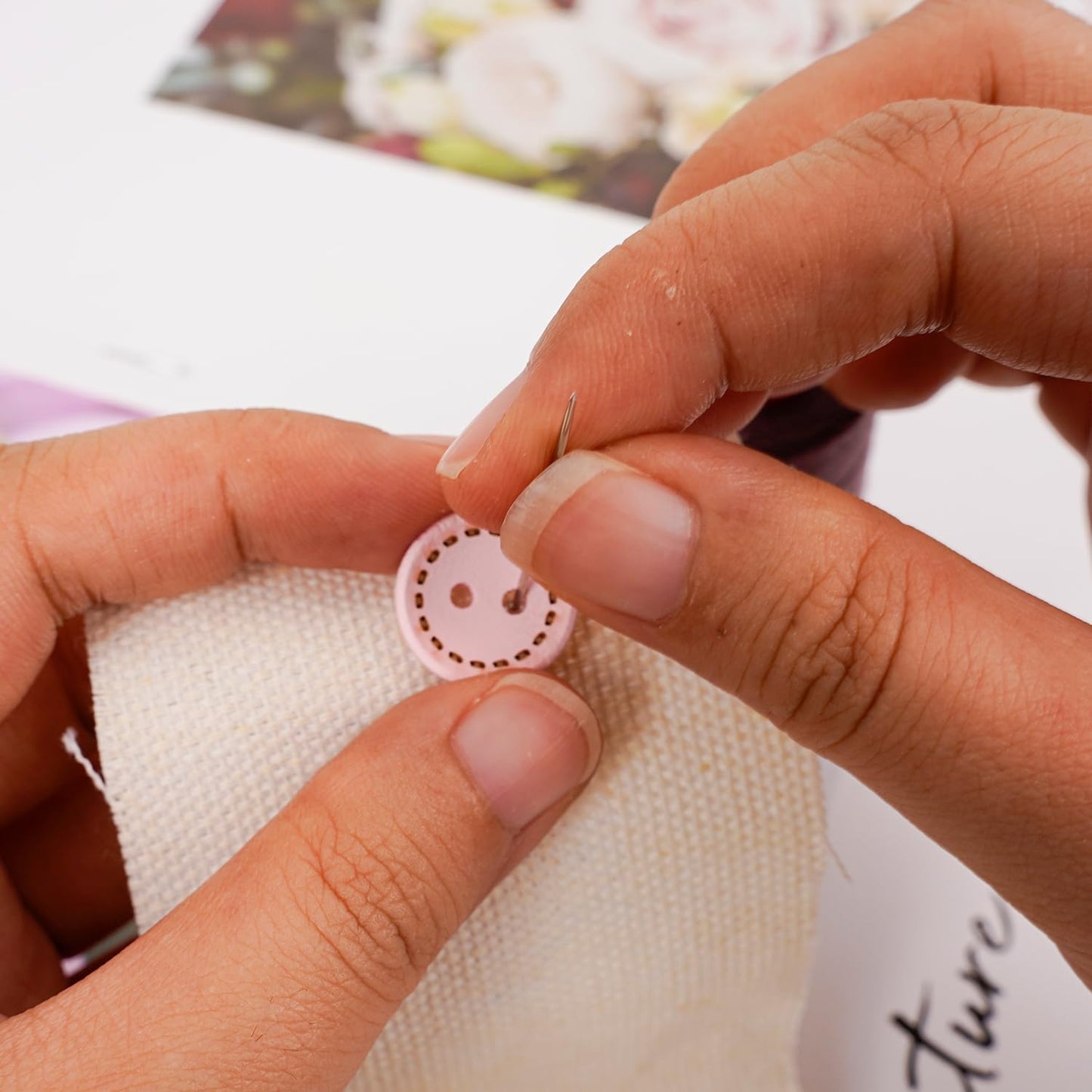 12PCS Sewing Thread Kit 30wt Spools,12 Colors,Assorted Colors Each 800 Yards of Polyester Threads for Sewing Hand and Machine,Stitching, Quilting, Serger (ZH-12PCSYMXBZ)