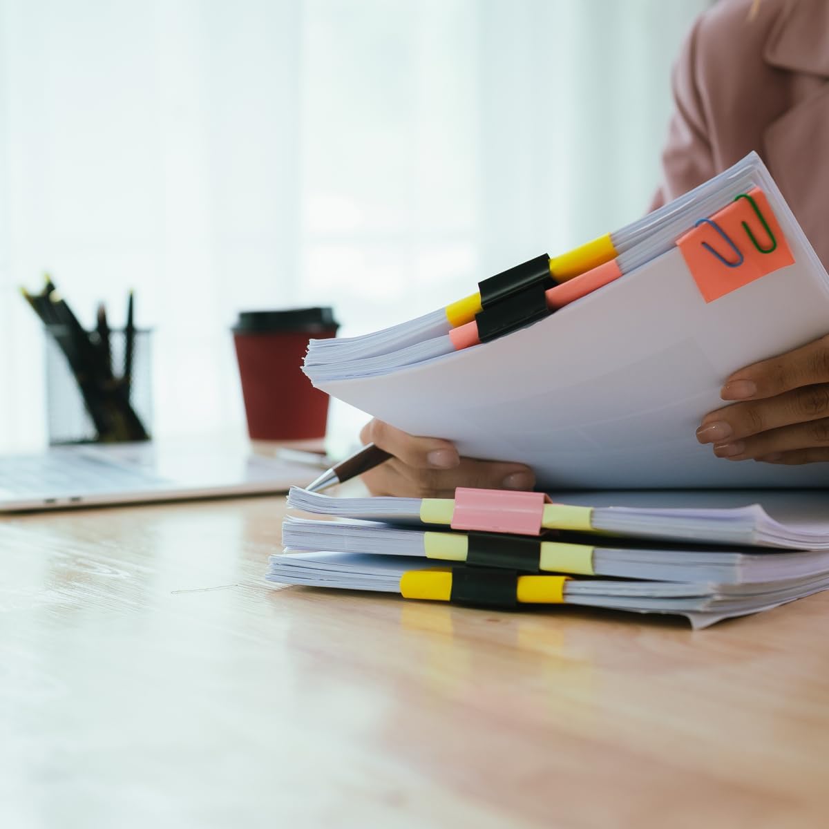 80 PCS Binder Clips, 1inch 25mm Binder Clips, Paper Clamps Medium Size for Office, Home, School, Document Organizing (1 inch)