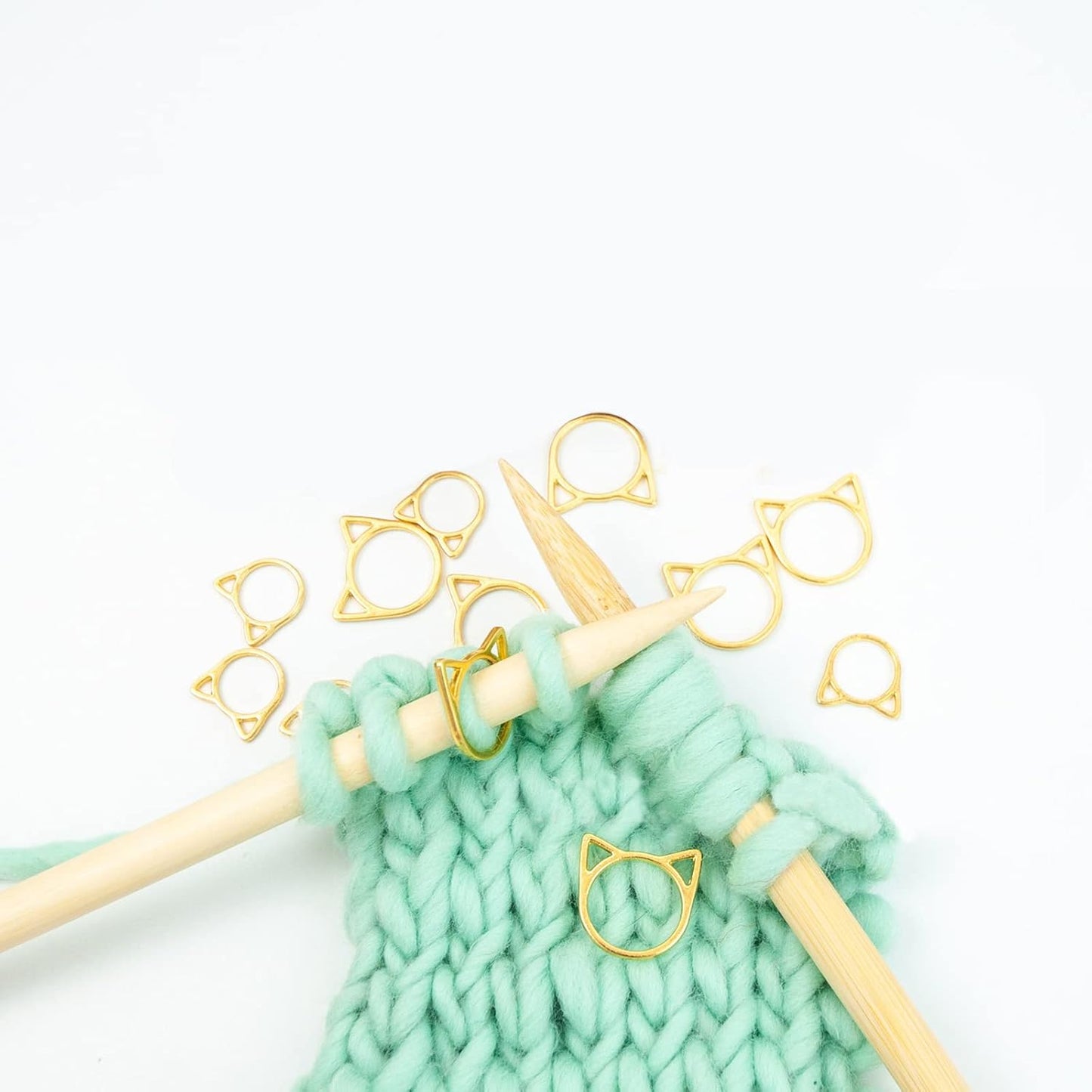 Hilsayum 30PCS Cat Stitch Marker Knitting Stitch Markers Metal Crochet Markers Ring Crocheting Accessories for Weaving, Handmade Crafts