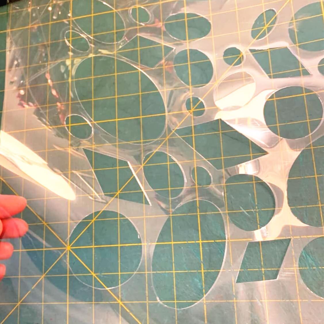 BANLTRE 5 Pack 24" x 36" 10mil/0.25mm Thick Clear Blank Stencil Sheet for Cutting,Craft Plastic Sheets (24" x 36" / 10mil)