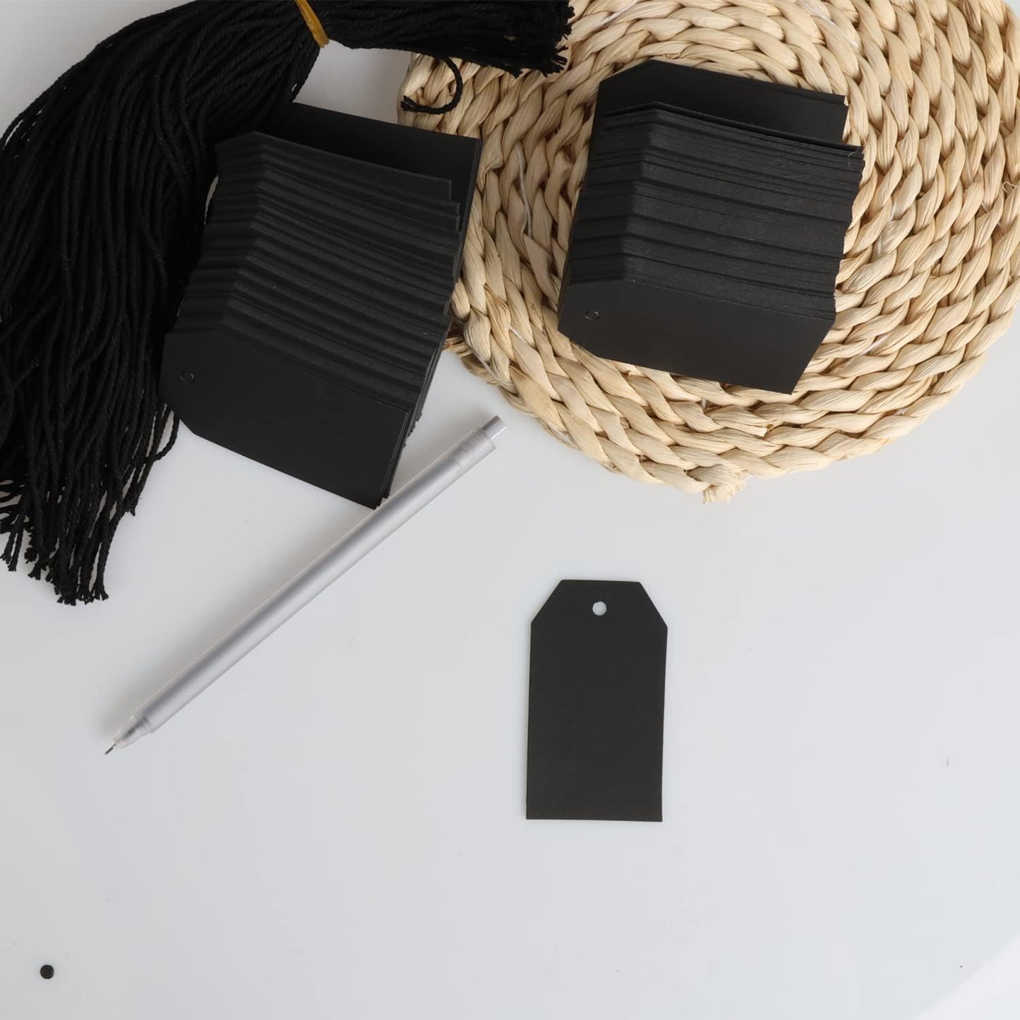 200PCS Paper Gift Tags with Free 200PCS Black Cotton Strings,Blank hangtags for DIY Wedding Holiday Present(Black)