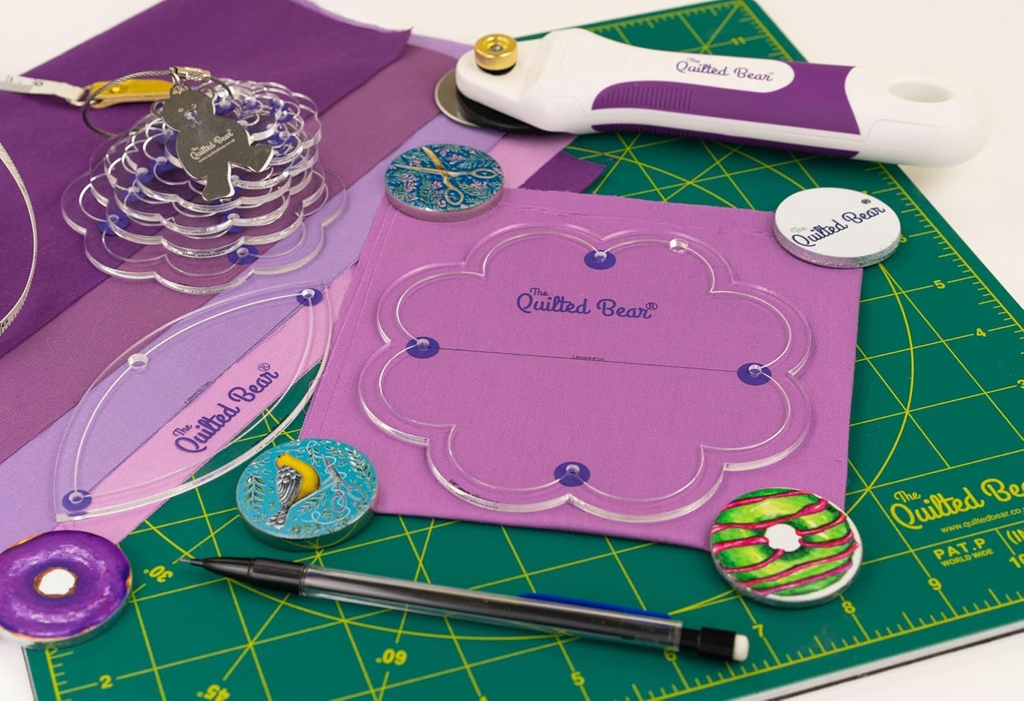 The Quilted Bear Leaf Quilting Templates – 8 Clear Non-Slip Acrylic Quilt Templates for Precise Fabric Cutting & Stress-Free Machine Quilting - Ideal for Quilt & Sewing Supplies (¾–3")