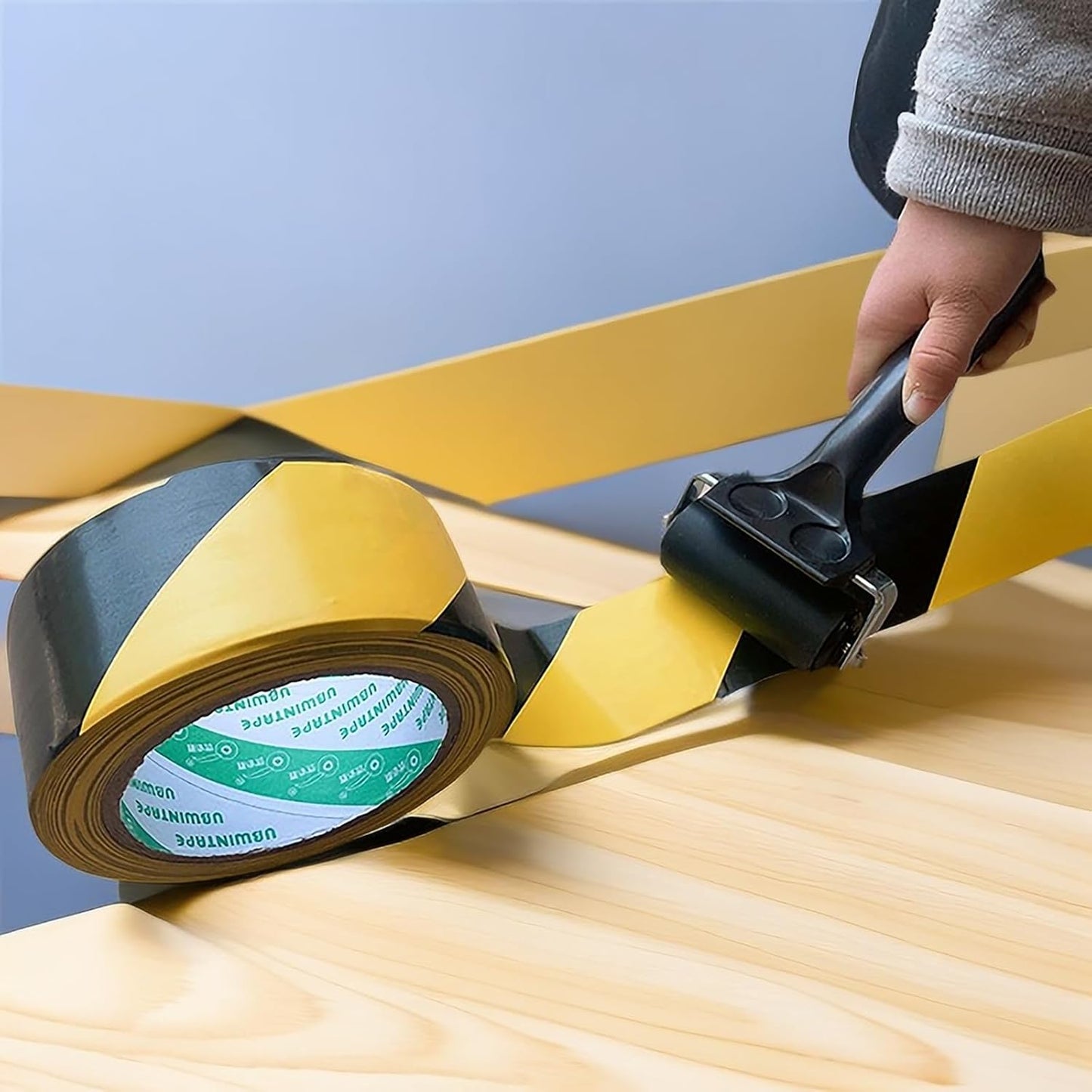 Yesland 4 Pcs Brayer Roller, Black Rubber Roller for Printmaking Wallpapers Stamping Gluing Application - 3-7/8 & 2-3/8 Inches