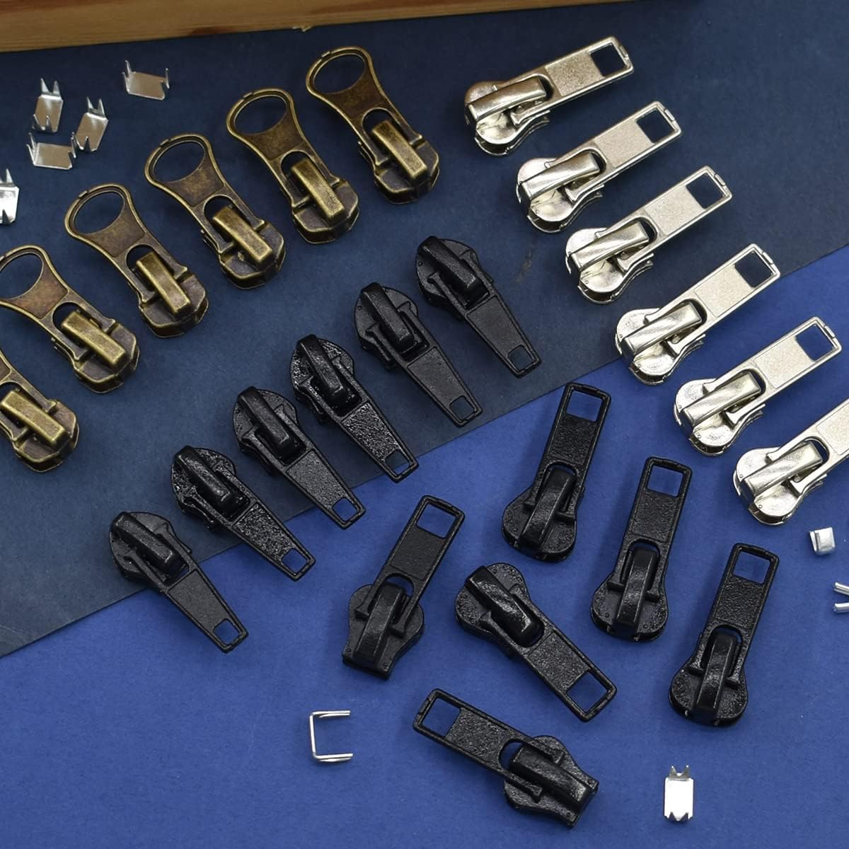 24 Pcs #5#7 Zipper Sliders Replacement Zipper Pull Repair Kit Includes Top and Bottom Stoppers for Clothing Bags Purses Luggage Metal Plastic Nylon Coil Jacket Zippers Supplies