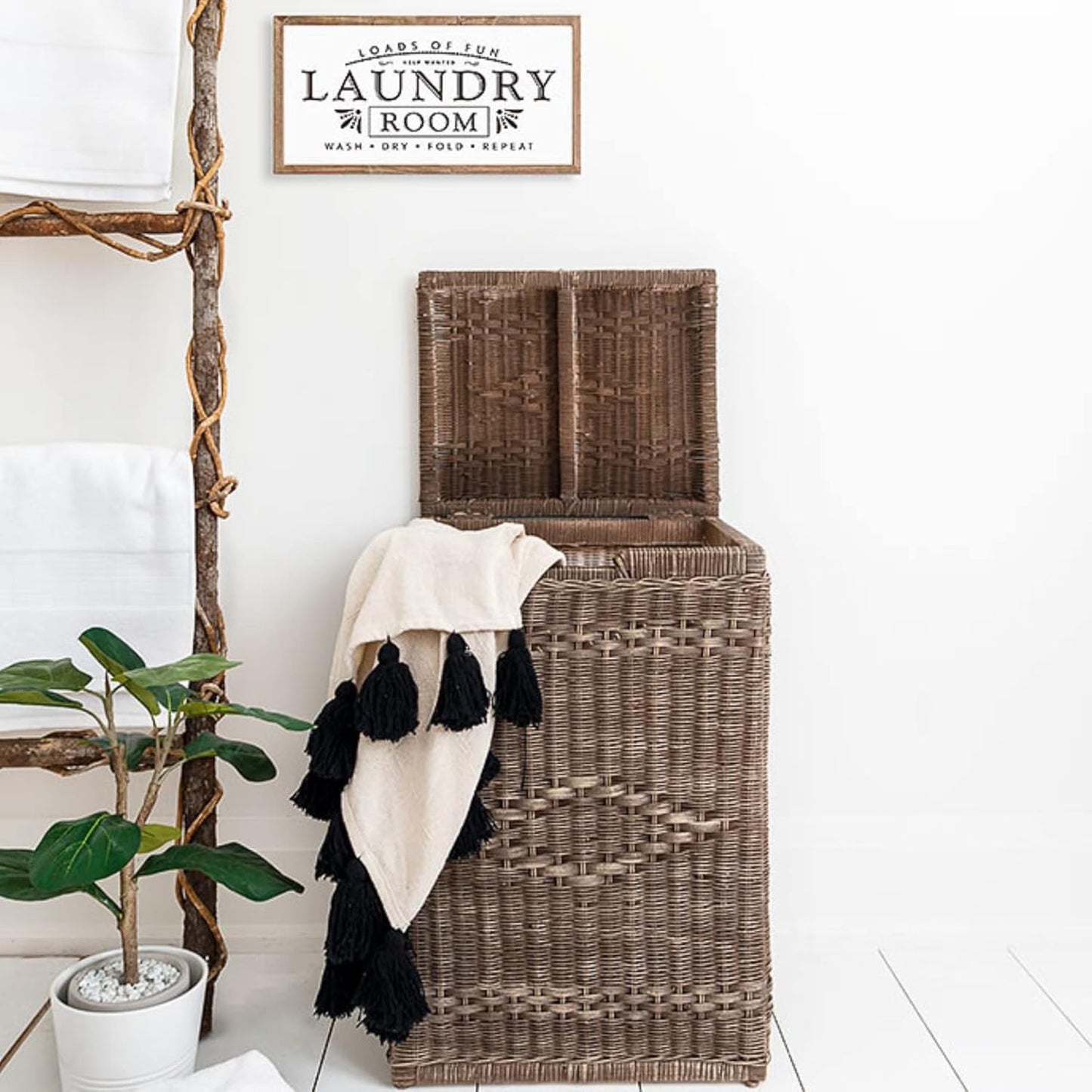 Dixie Belle Paint Company Chalk Finish Furniture Paint - Chocolate (4oz) - Matte Creamy Brown Chic Chalk Mineral DIY Furniture Paint