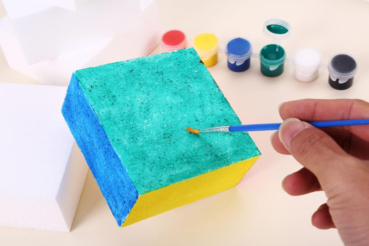 AMZQNART 8 Pack Crafts Foam Blocks, 4x4x2 Square Polystyrene Foam Bricks for Art Sculpting, Flower Arrangements, Sculpture, Modeling, School and Home DIY.