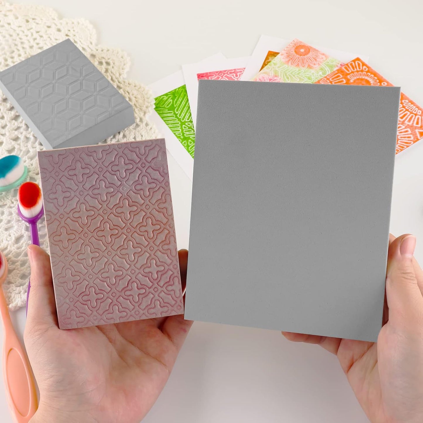 3 Pcs/Set 2Pcs Large Stamping Foam Grey Moldable Foam with 1 Pcs Acrylic Stamp Block Stamps Plastic Pad Cut and Dry Foam Stamping Foam Block for Sculpture, Modeling, DIY Arts and Handicrafts Projects