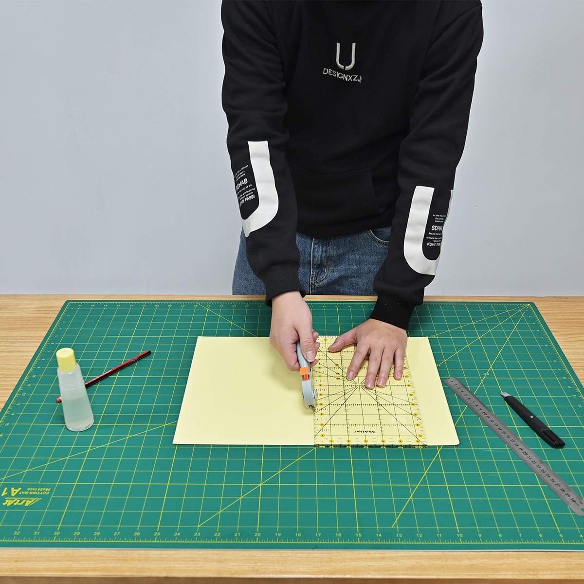 ArtAt Self Healing Cutting Mat: 24 x 36 inch Green Large 5-Ply Double-Sided Durable Non-Slip PVC Cutting Mat for Sewing Quilting Scrapbooking Art & Crafts projects…