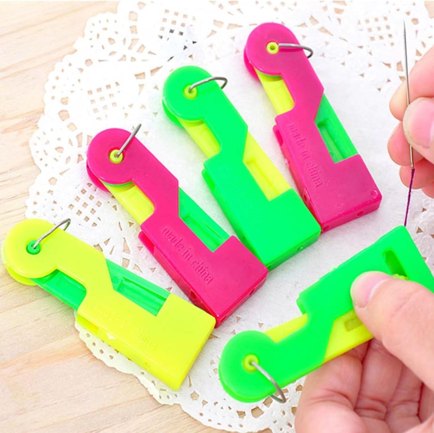 Automatic Needle Threader, DIY Hand Sewing Machine, Sewing Thread, for Embroidery, Cross Stitch Craft, 5PCS, (Random Color) (Asian, Packs, 5)