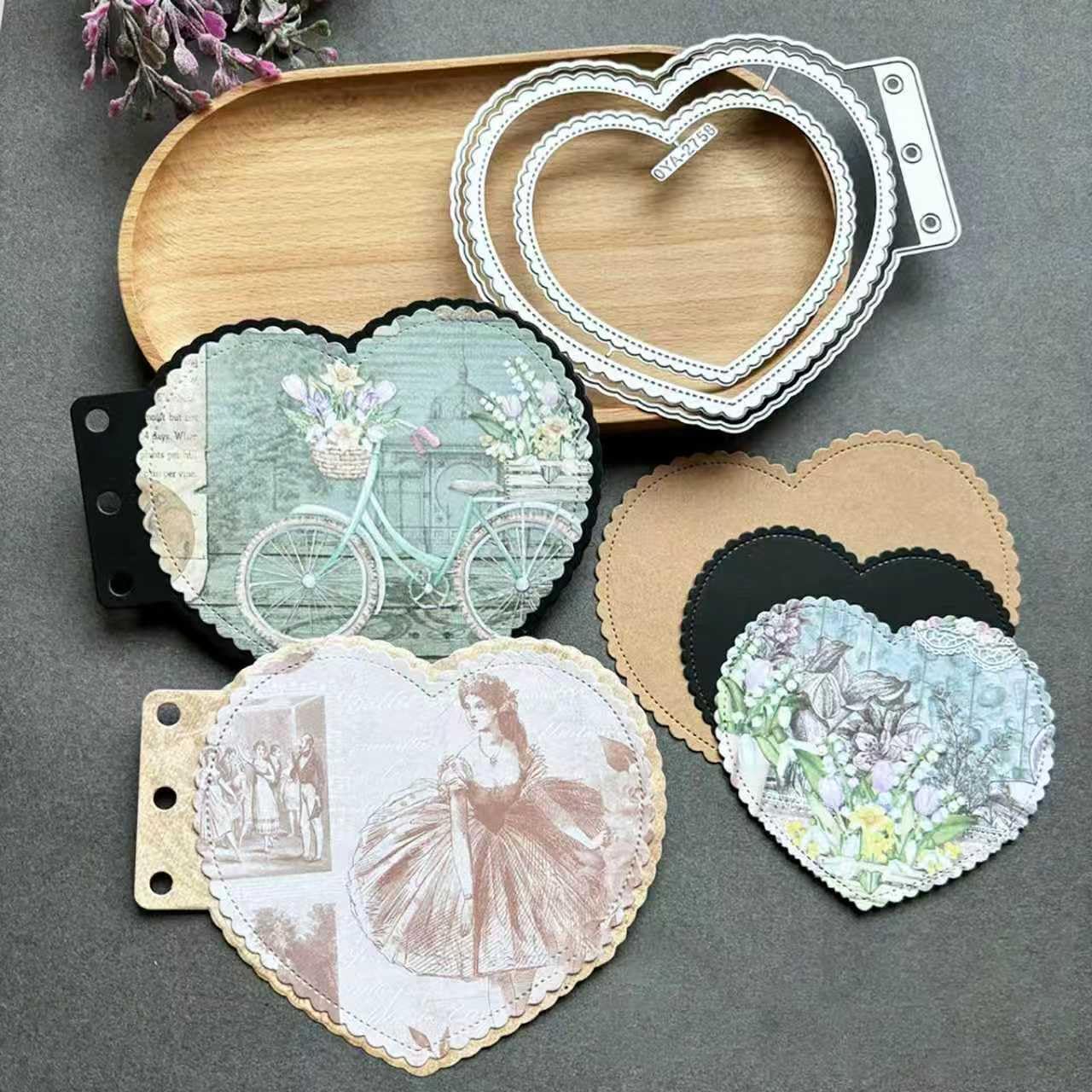 Heart Loose-Leaf Lace Die Cuts for Card Making, Background Frame Cutting Dies DIY Album Scrapbooking Decor Paper Craft Metal Die Cuts Party Wedding Decorations