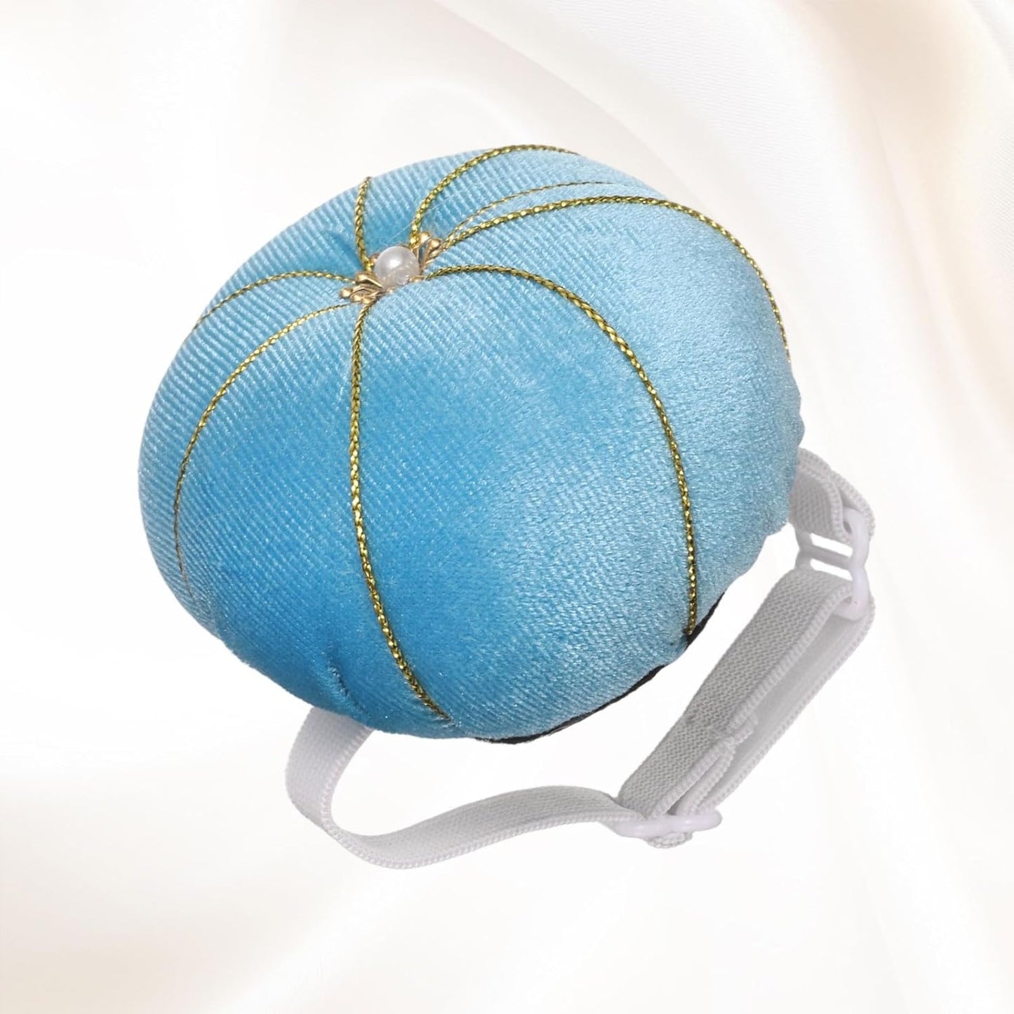 HARFINGTON Wrist Pin Cushion Wristband Sewing Pincushion Polyester Pin Holder Wearable Pumpkin Shaped Needles Wristband for Sewing Quilting Needlework DIY Crafts, Light Blue