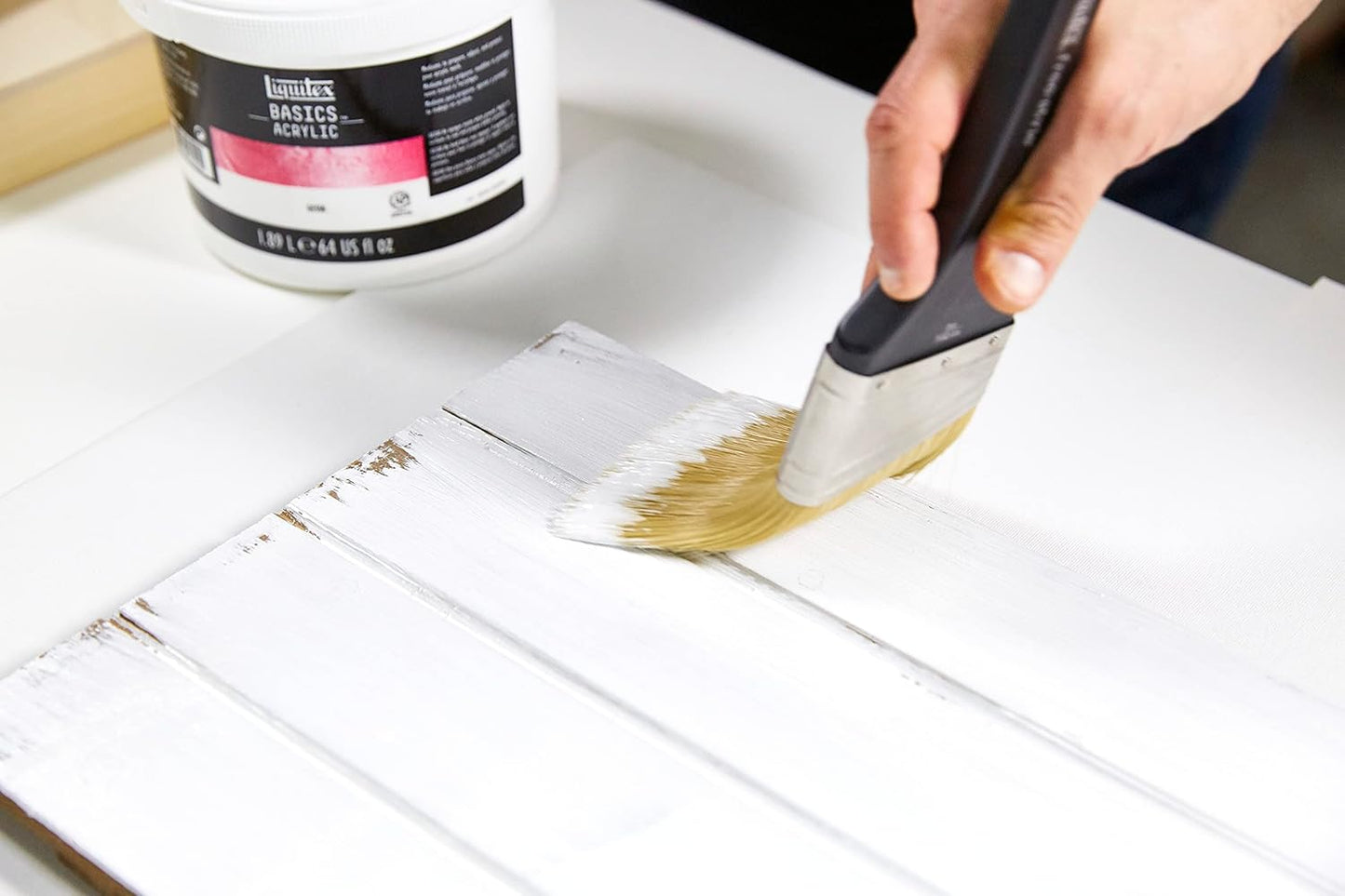 Liquitex BASICS Gesso Surface Prep Medium, 250ml (8.4-oz) Tube, White