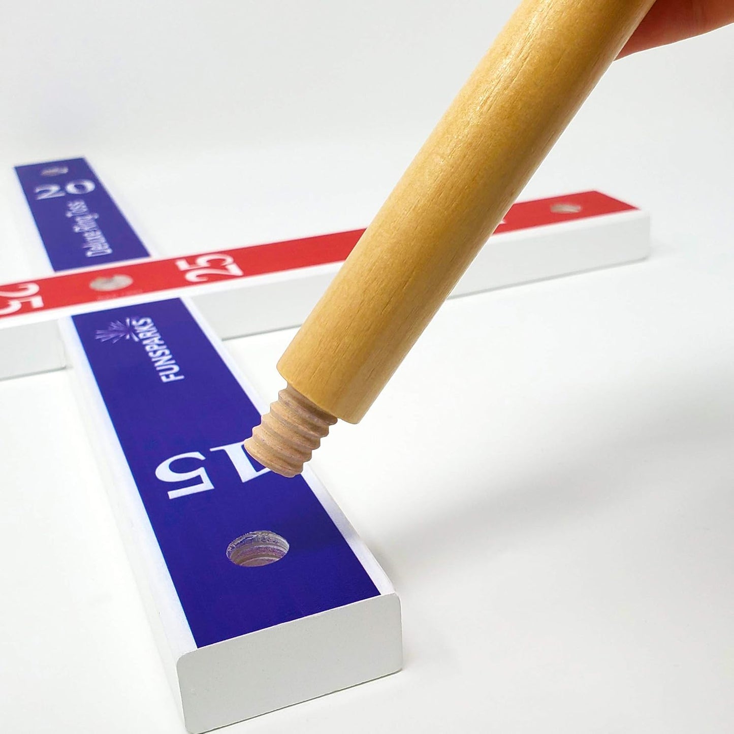 Ring Toss Game for Kids, Fun Ring Tossing Outdoor Game Set Carnival Games Set Indoor & Outdoor Game for Family and Friends with 16 Rings (8 Rope Rings, 8 Plastic Rings)