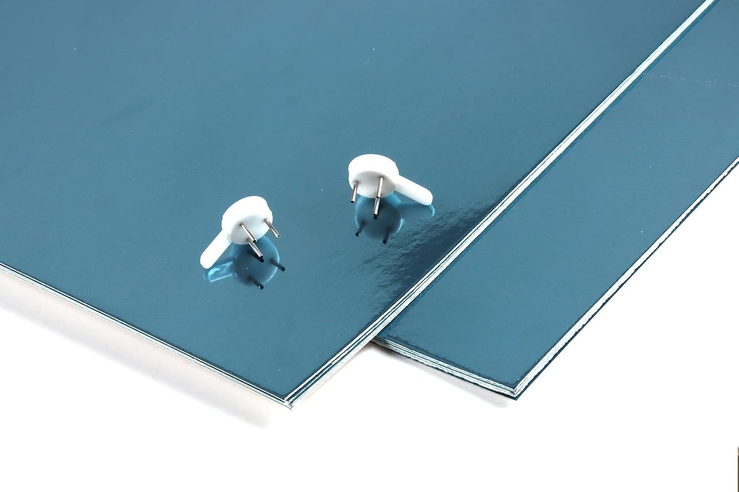 TGXRZX Metallic Lake blue Cardstock Paper,Size 8 "x 11" (250gsm), 15PCS, Mirror Finish Gold Foil Board for Crafting, Invitations, and Decorations,Die Cut and Plotter,Card Making (Lake blue)