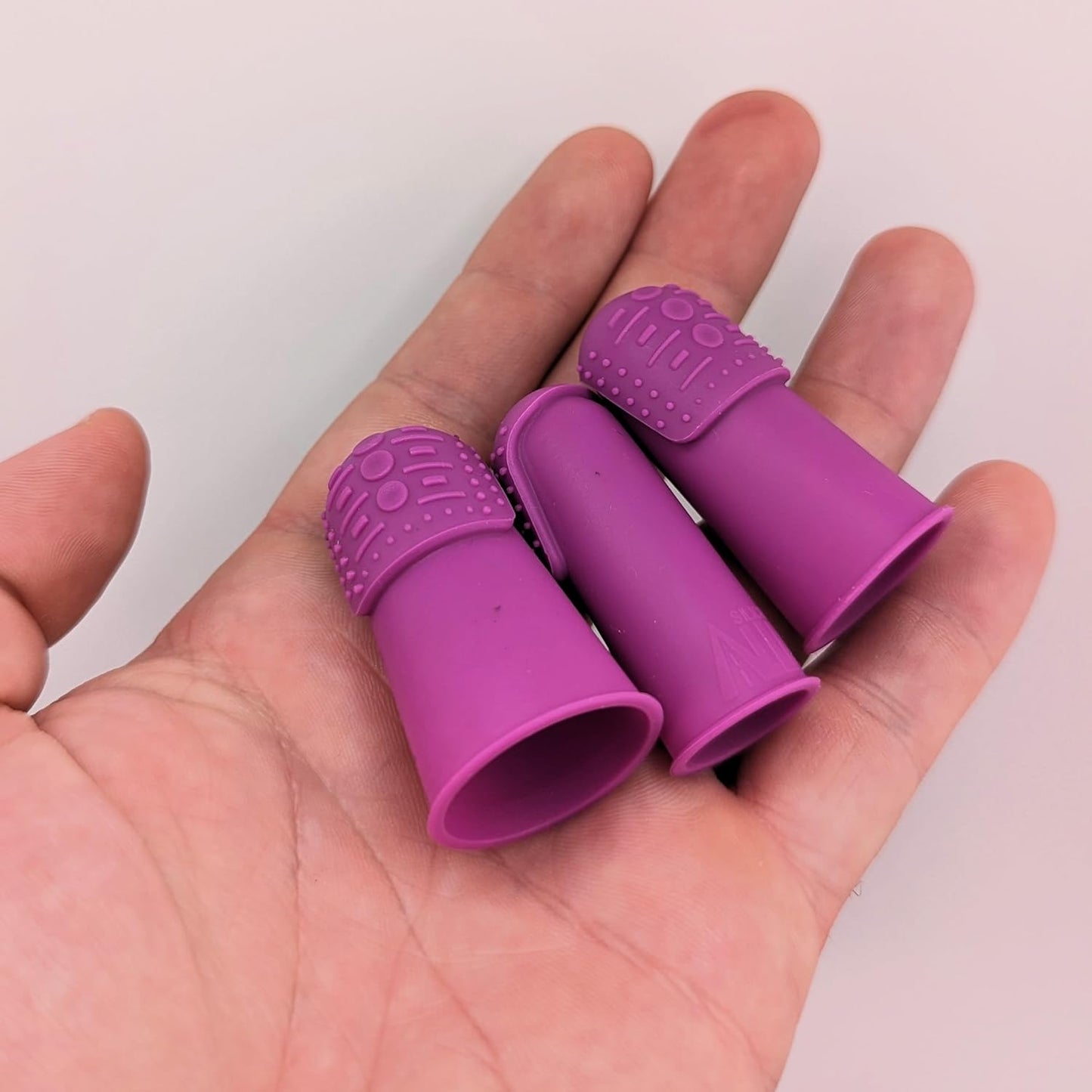 Comfortable Flexible Thimble | THIK-Grip Series | Small (1) - Medium (1) - Large (1) |