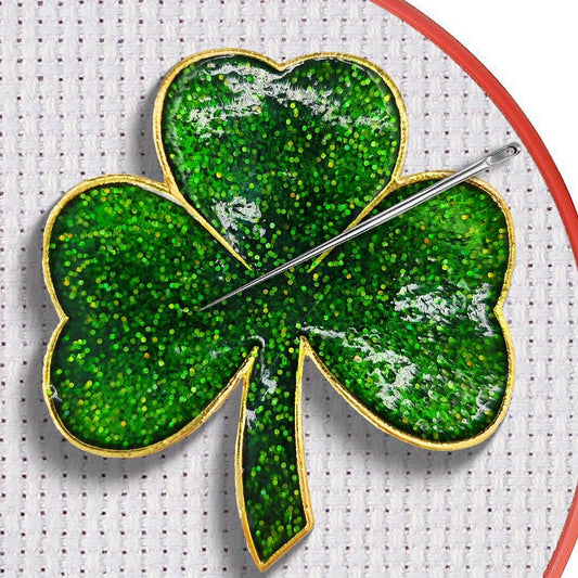 Magnetic Needle Minder Magnet Embroidery Accessories and Supplies Embroidery Needle Holder Cross Stitch Holder Needlework Supplies (Cardinal) (Shamrock)