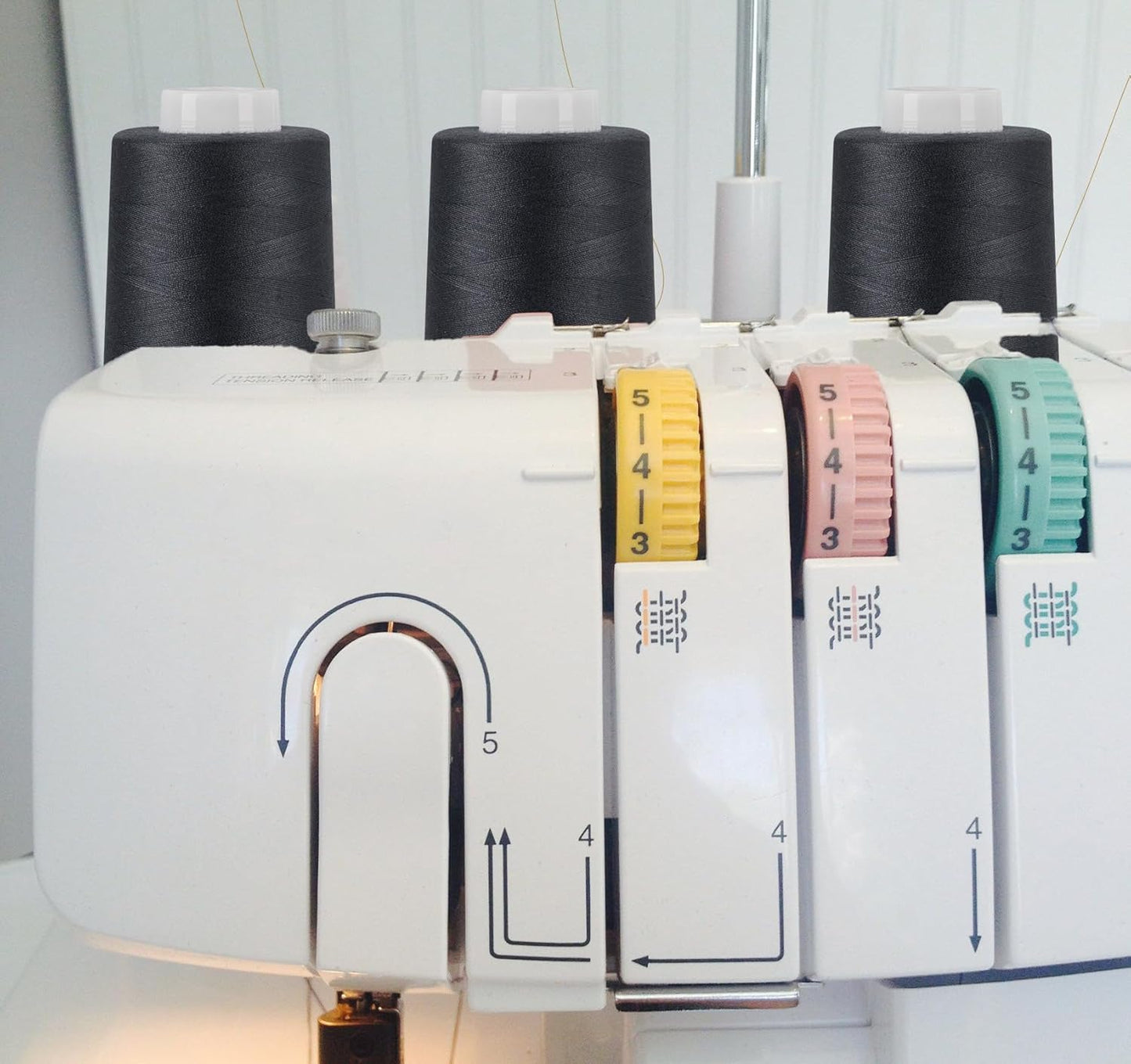 4 Pack Navy Blue Thread, 3000 Yards Denim Thread for Jeans, Polyester Sewing for Serger&Overlock, Quilting, Piecing, Sewing Machine